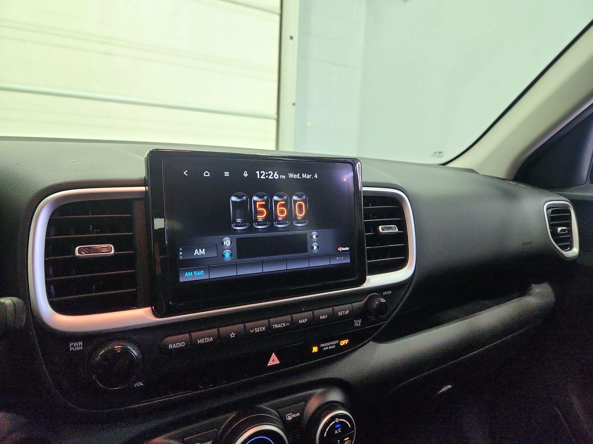 Thumbnail: 2021 Hyundai Venue - 16