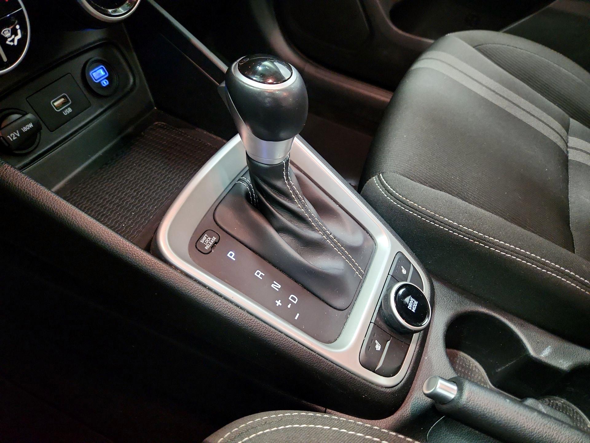 Thumbnail: 2021 Hyundai Venue - 18