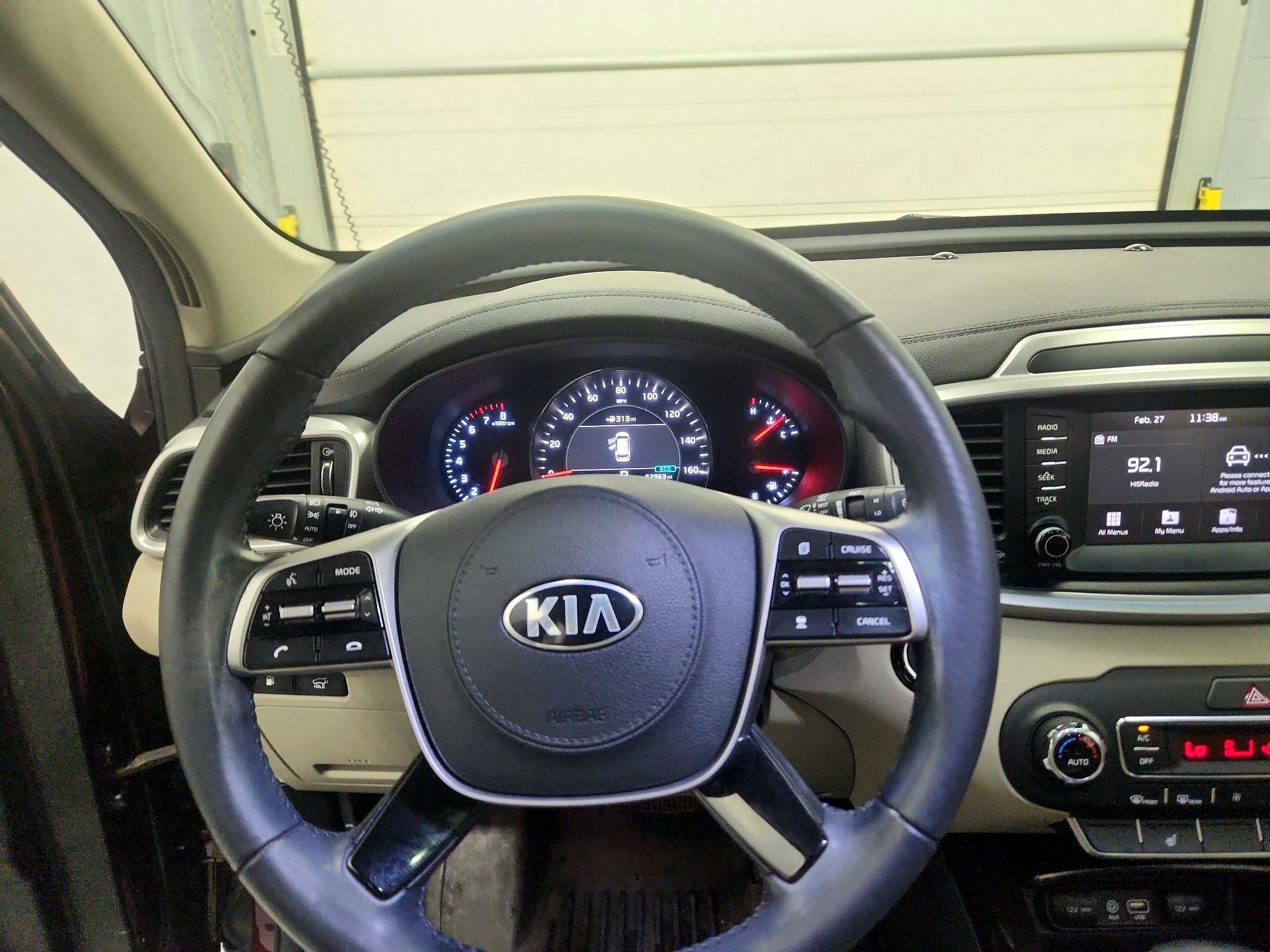 Thumbnail: 2020 Kia Sorento - 10