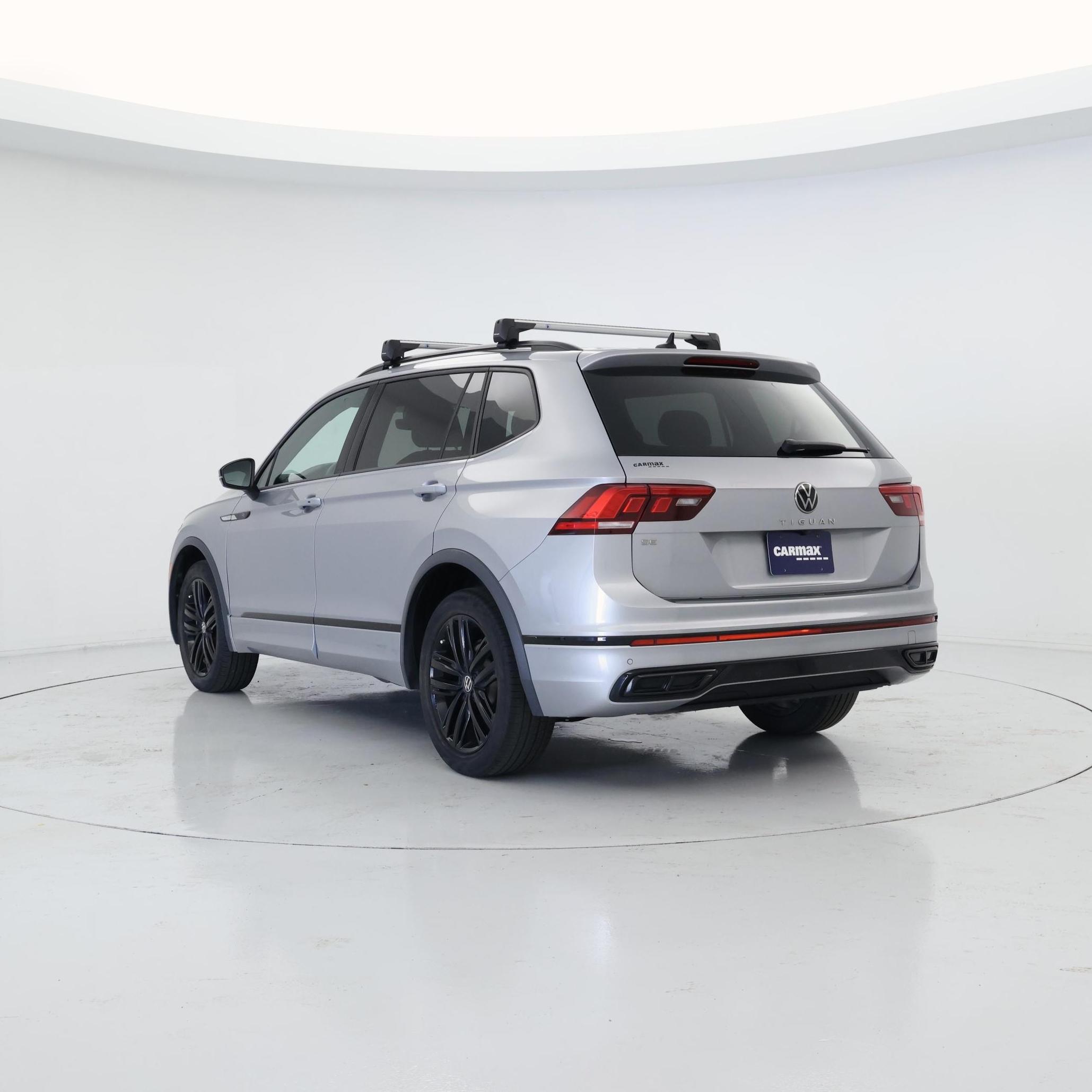 Thumbnail: 2022 Volkswagen Tiguan - 2