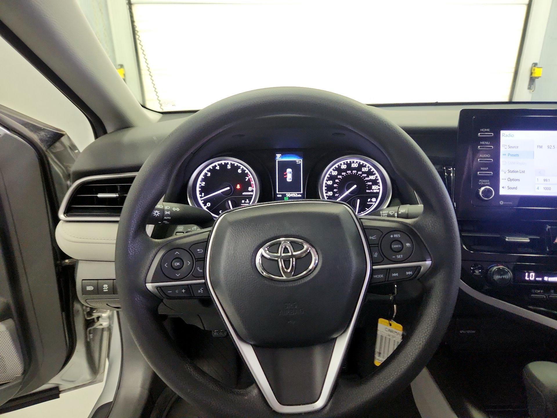 Thumbnail: 2023 Toyota Camry - 10