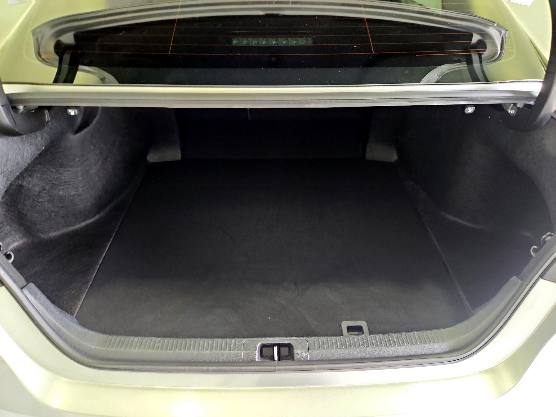 Thumbnail: 2023 Toyota Camry - 20