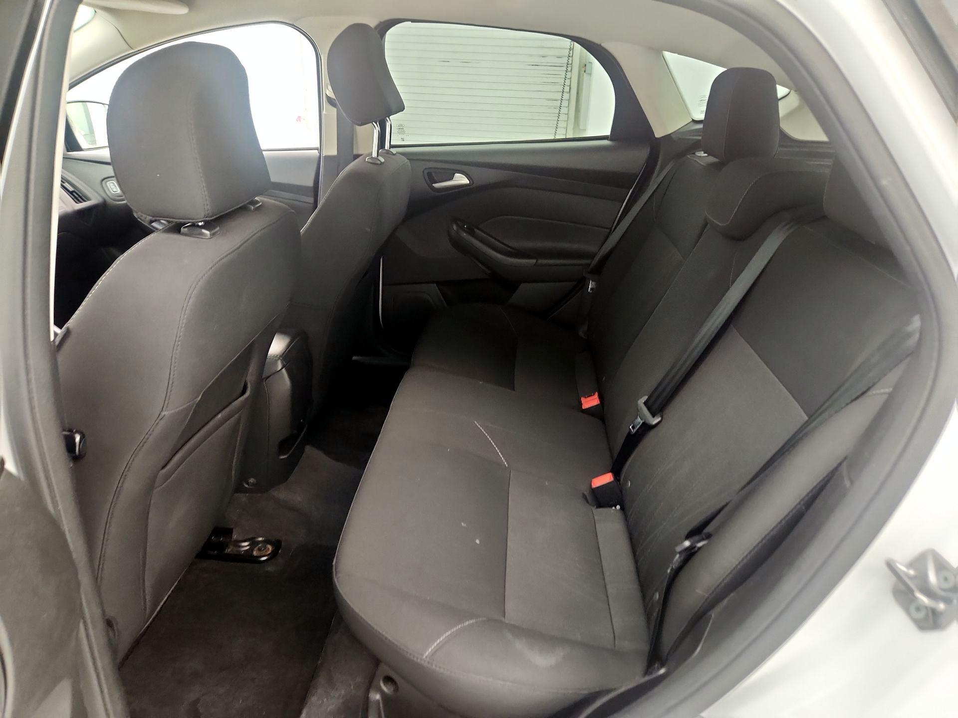 Thumbnail: 2017 Ford Focus - 19