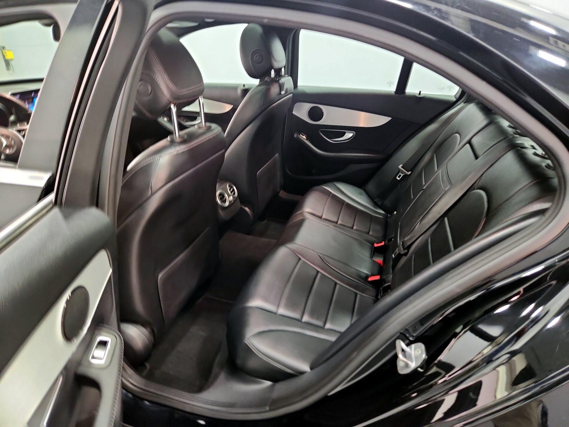 Thumbnail: 2019 Mercedes-Benz C-Class - 19