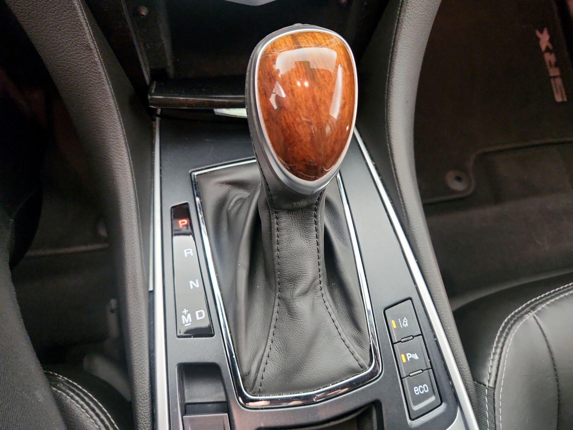 Thumbnail: 2016 Cadillac SRX - 17