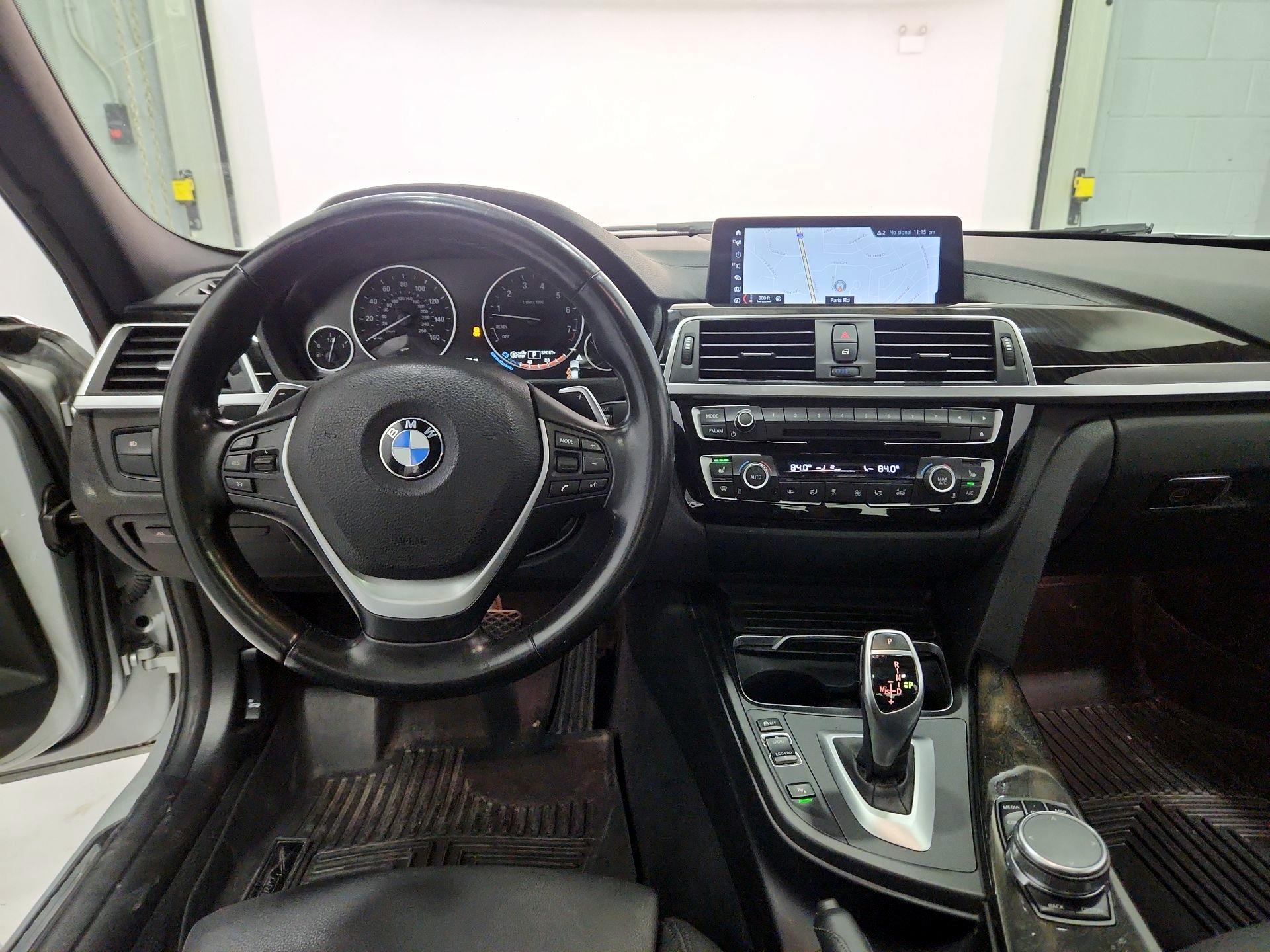 Thumbnail: 2018 BMW 3 Series - 9