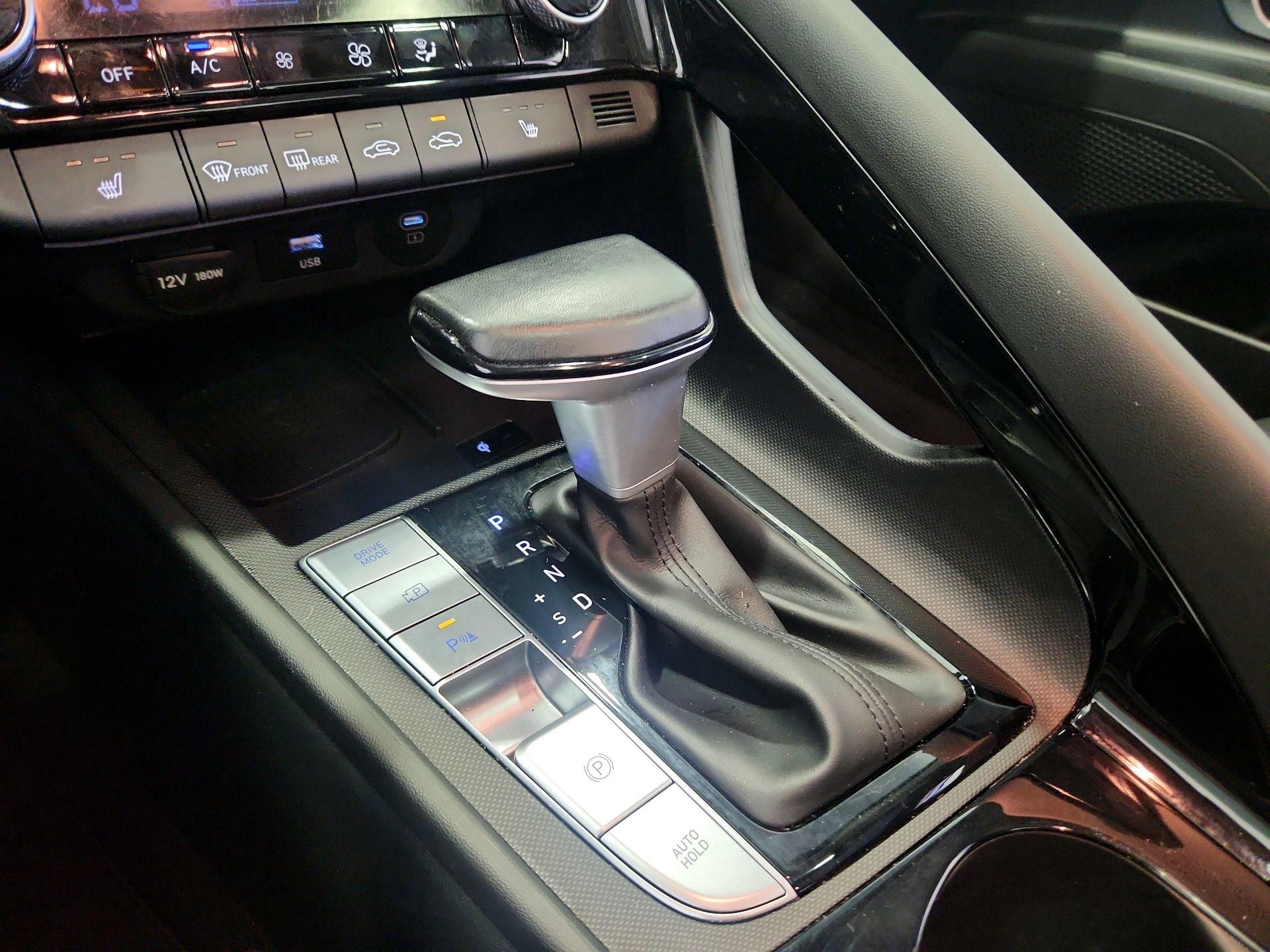 Thumbnail: 2024 Hyundai Elantra - 18