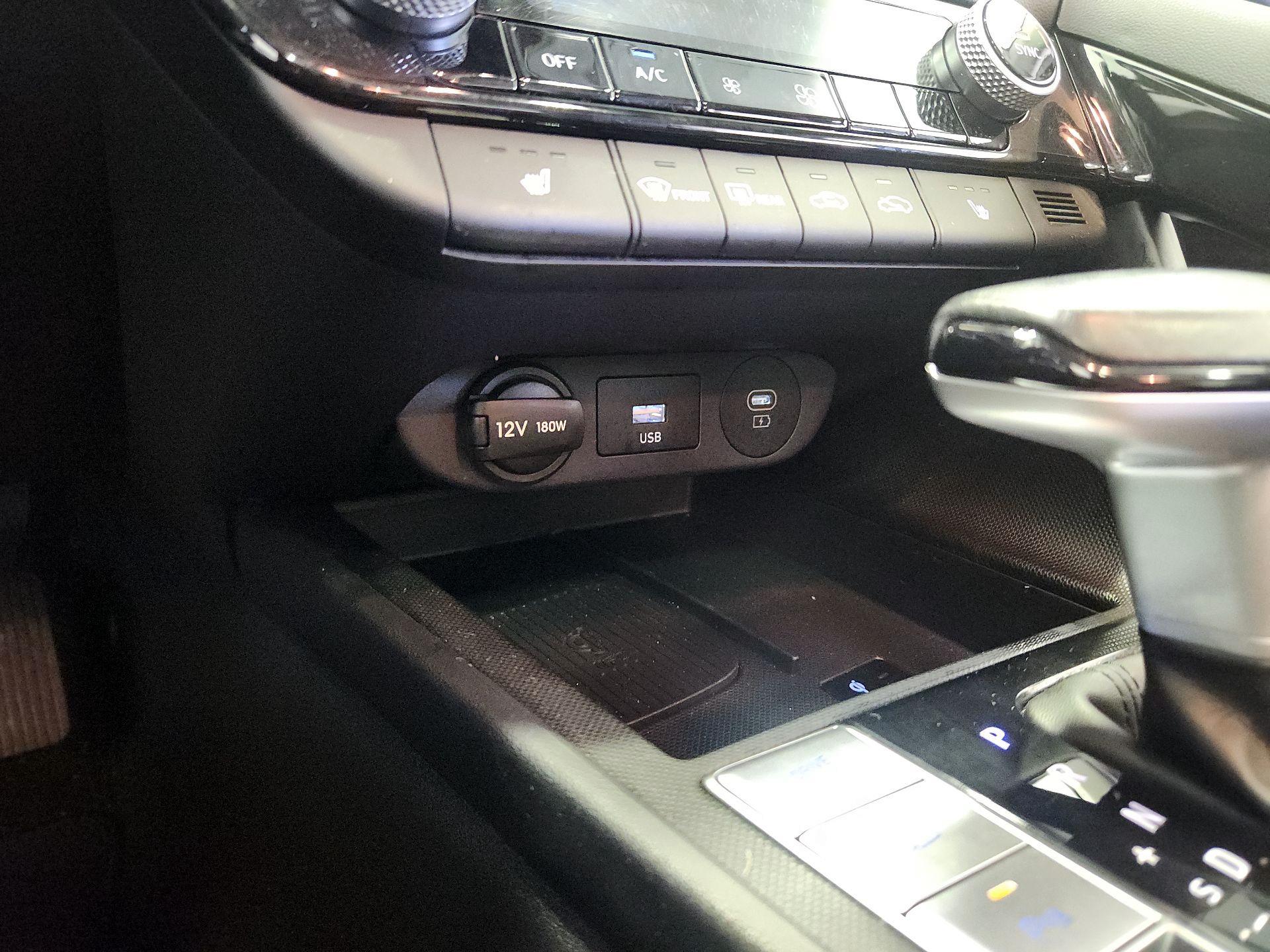 Thumbnail: 2024 Hyundai Elantra - 19