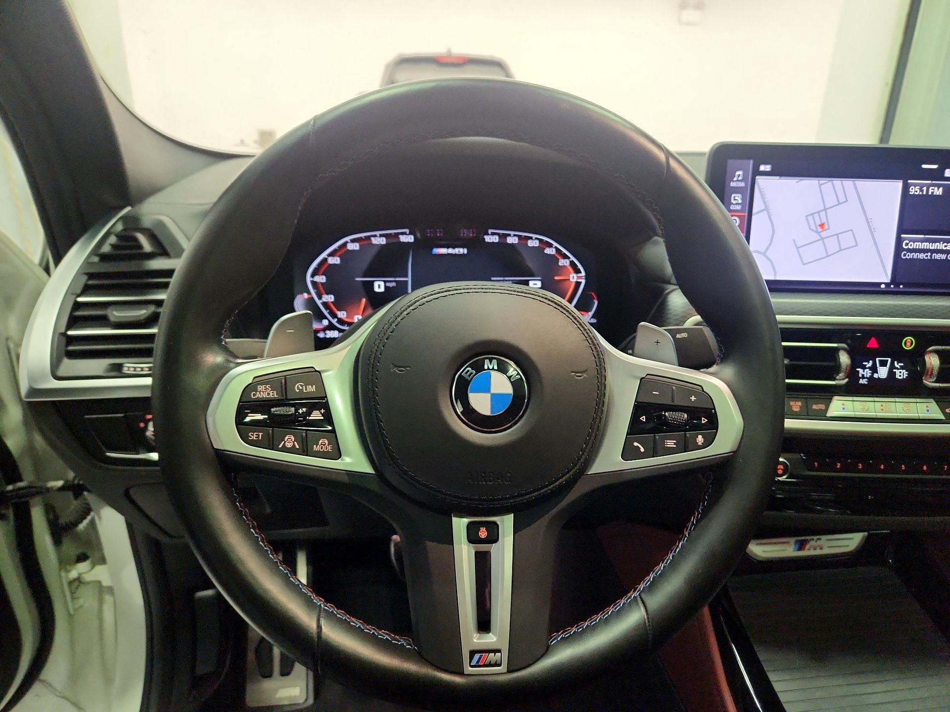 Thumbnail: 2022 BMW X4 - 10