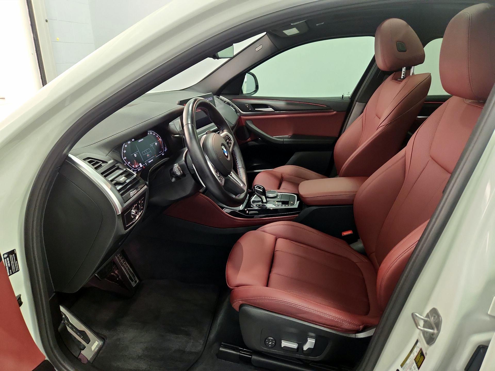 Thumbnail: 2022 BMW X4 - 11