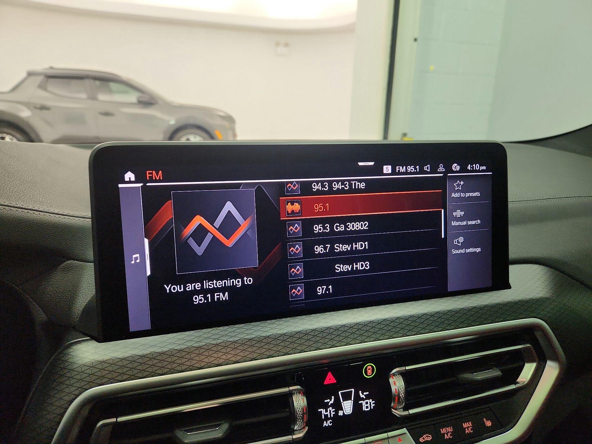 Thumbnail: 2022 BMW X4 - 16