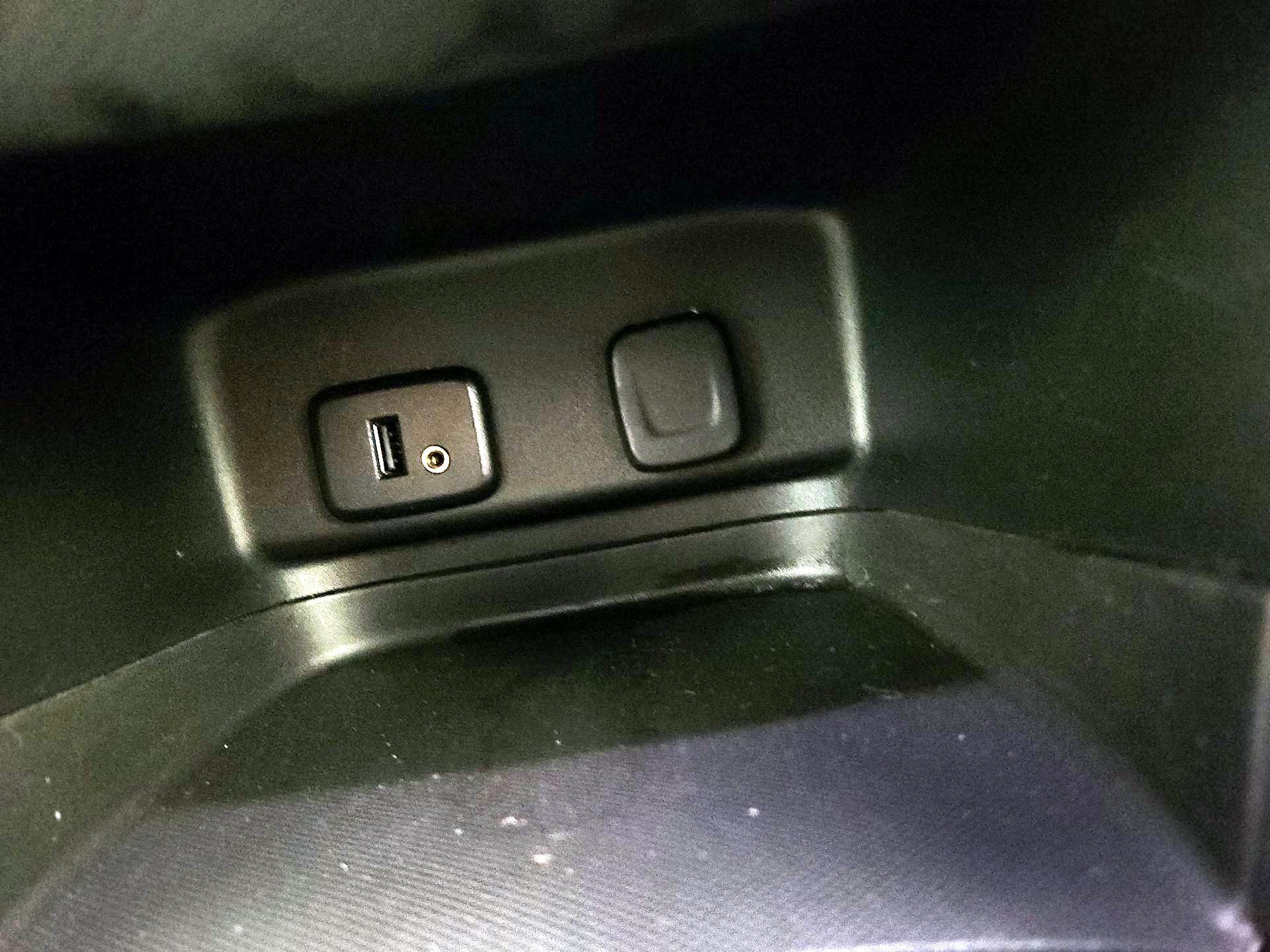 Thumbnail: 2018 Chevrolet Equinox - 18