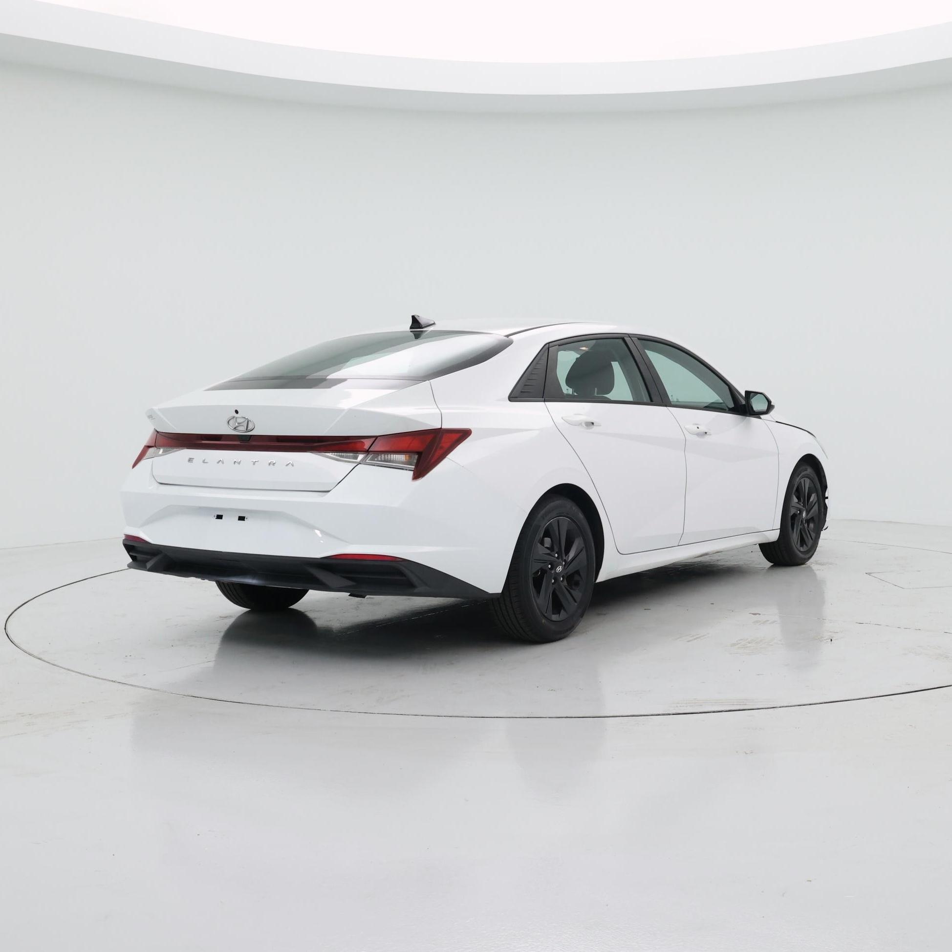 Thumbnail: 2021 Hyundai Elantra - 8