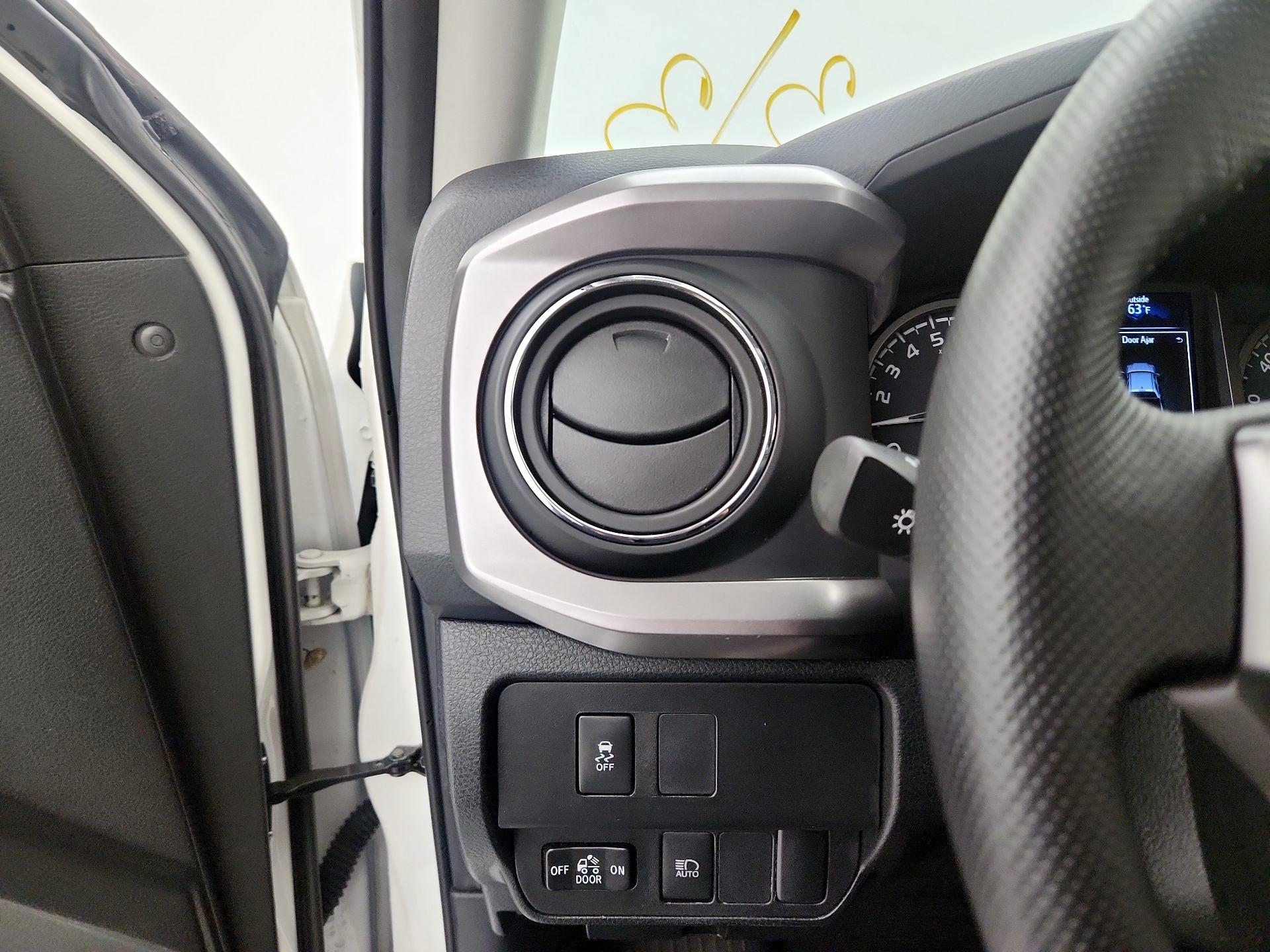 Thumbnail: 2023 Toyota Tacoma - 13