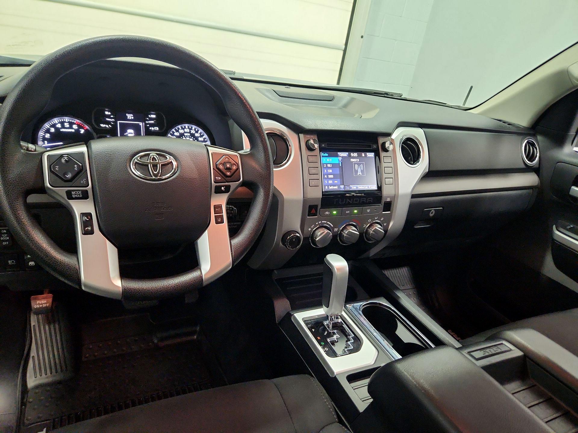 Thumbnail: 2018 Toyota Tundra - 9