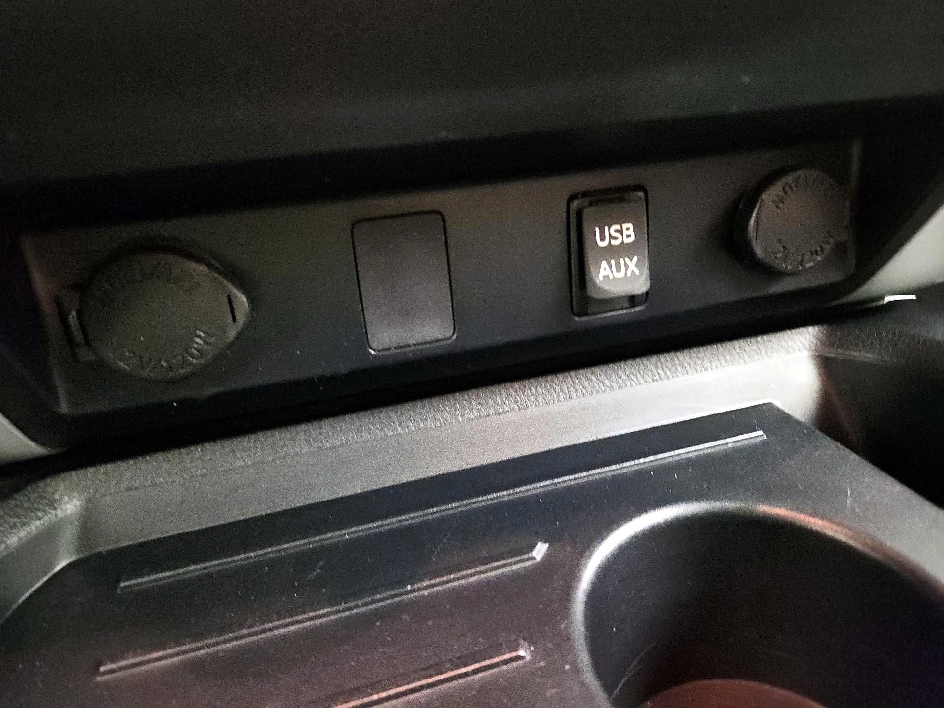 Thumbnail: 2018 Toyota Tundra - 18