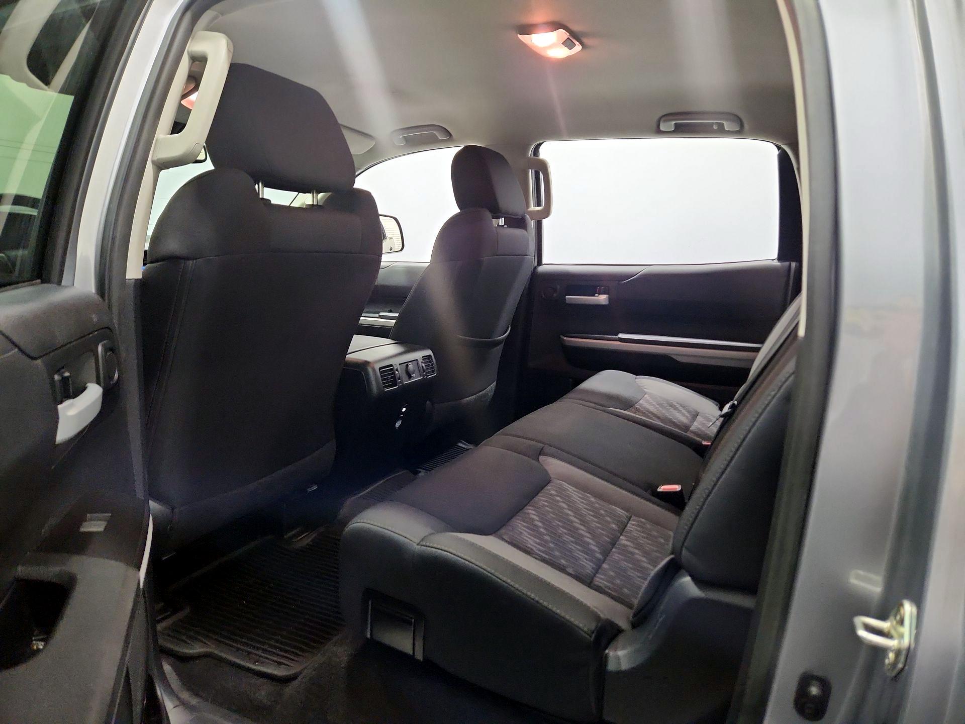 Thumbnail: 2018 Toyota Tundra - 19