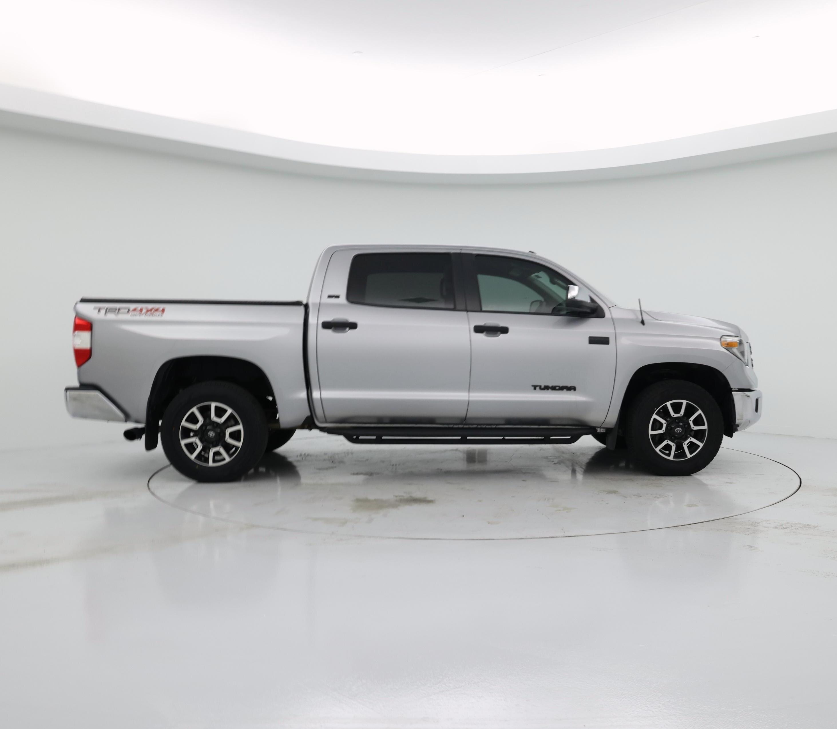 Thumbnail: 2018 Toyota Tundra - 7