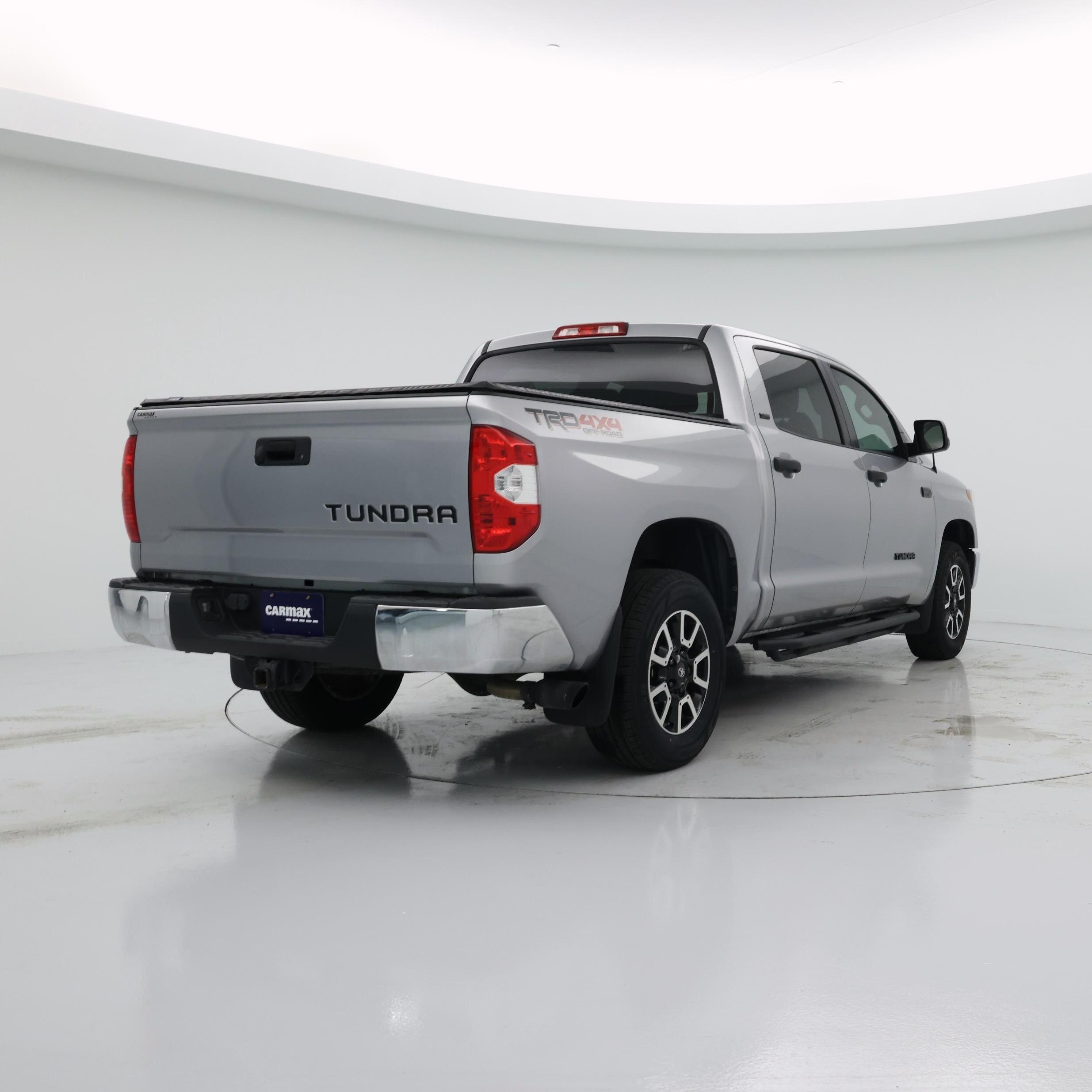 Thumbnail: 2018 Toyota Tundra - 8