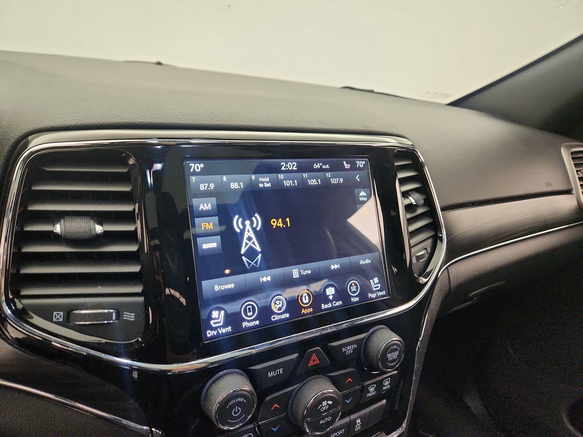 Thumbnail: 2019 Jeep Grand Cherokee - 16