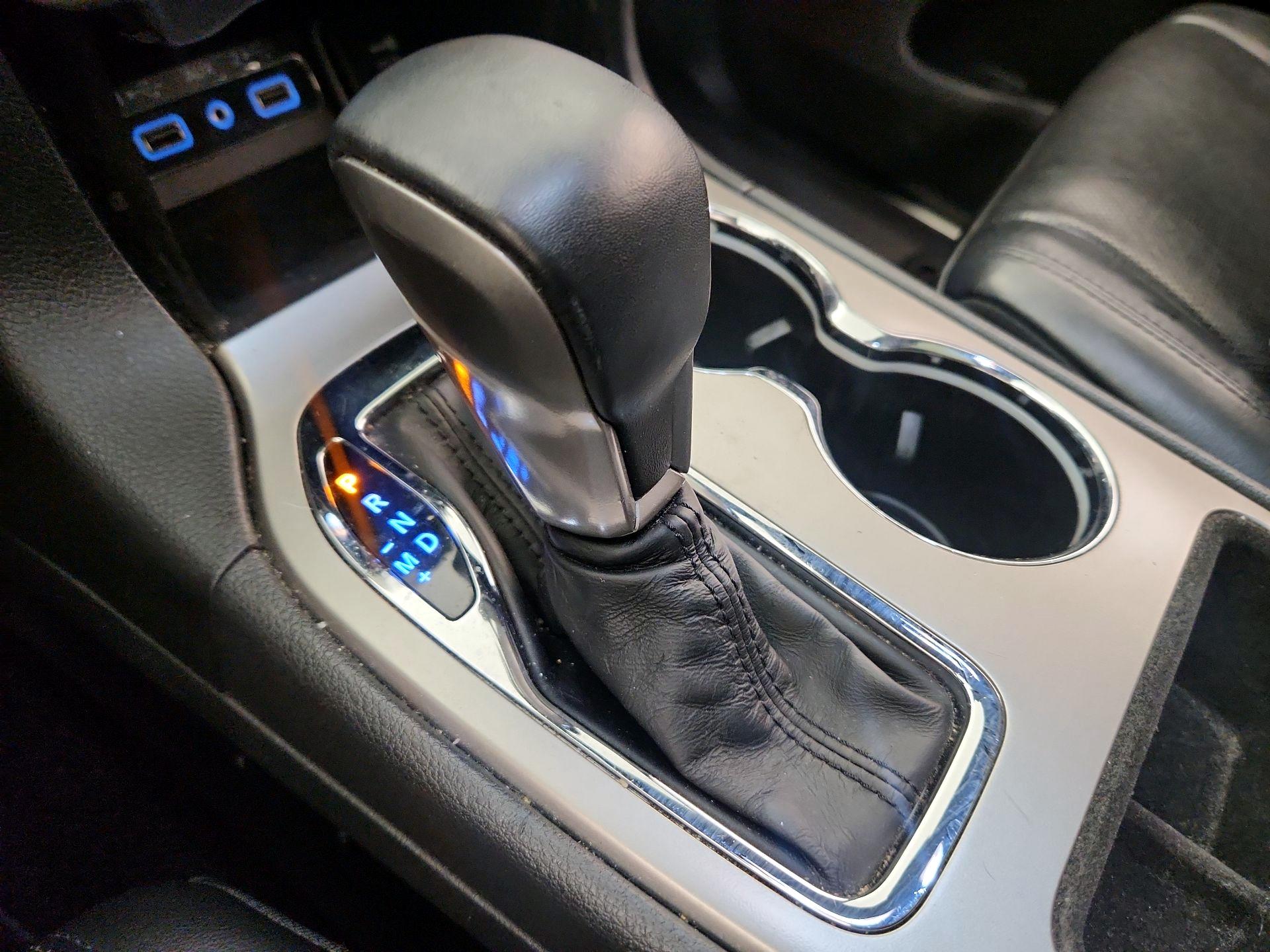 Thumbnail: 2019 Jeep Grand Cherokee - 18