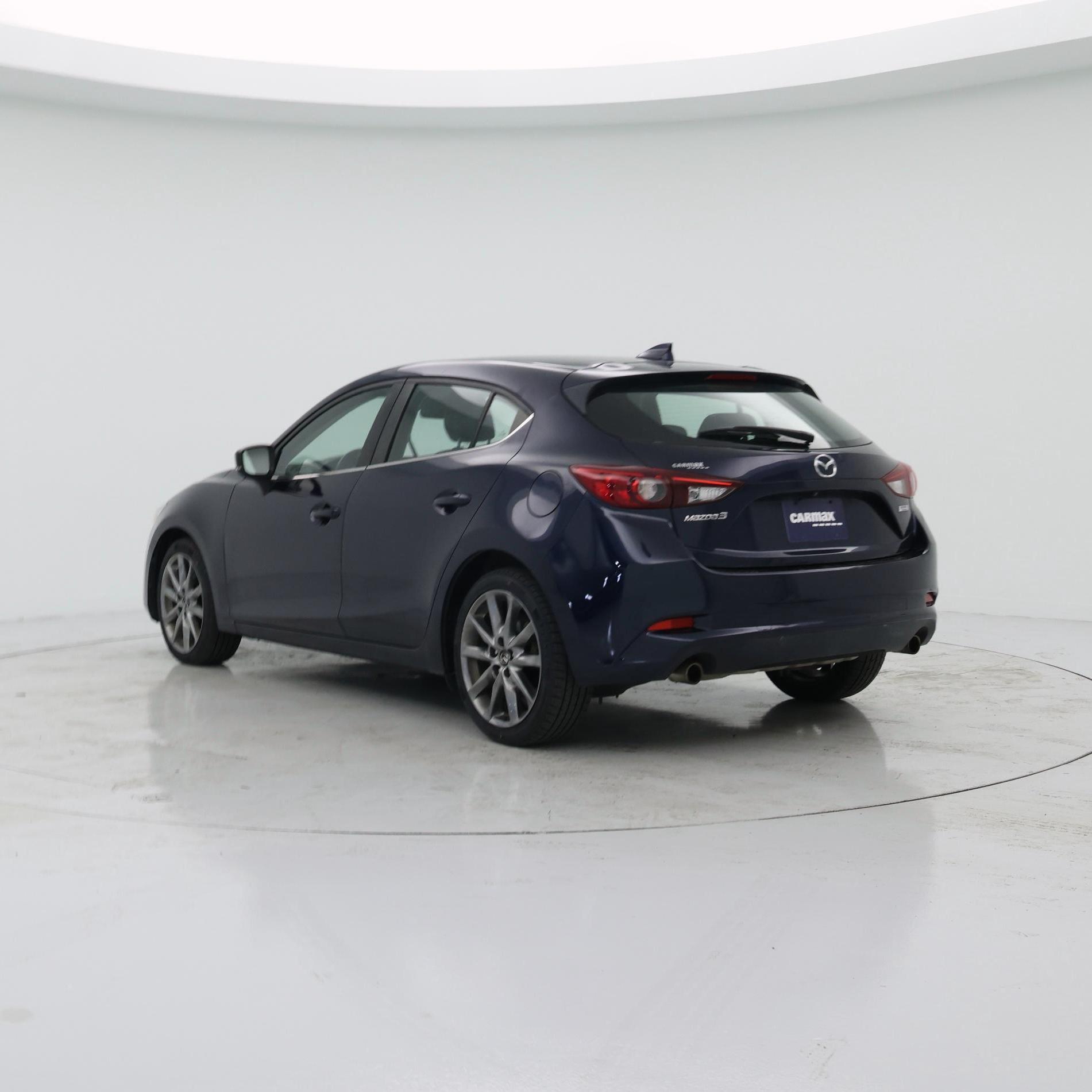 Thumbnail: 2018 Mazda Mazda3 - 2