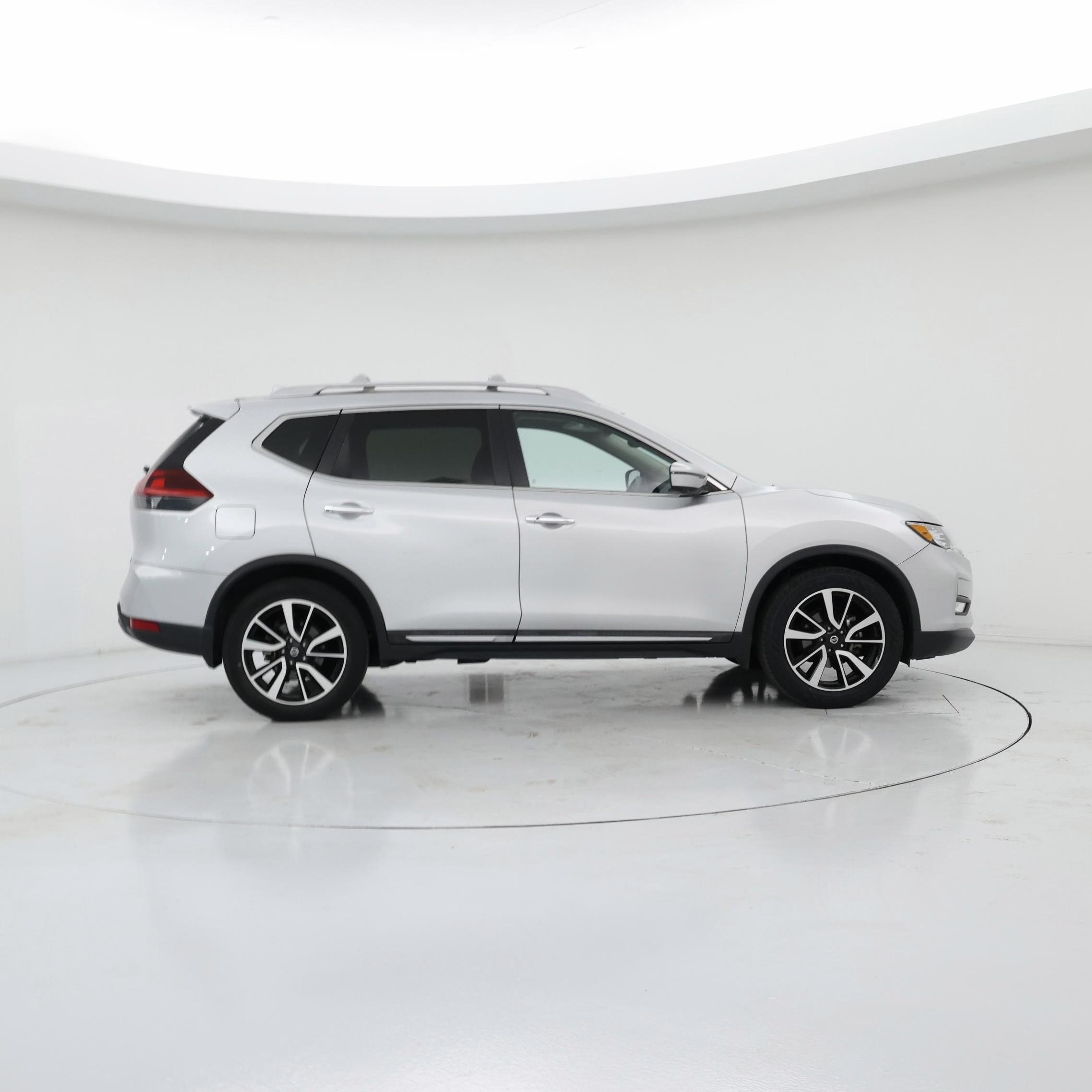 Thumbnail: 2019 Nissan Rogue - 7