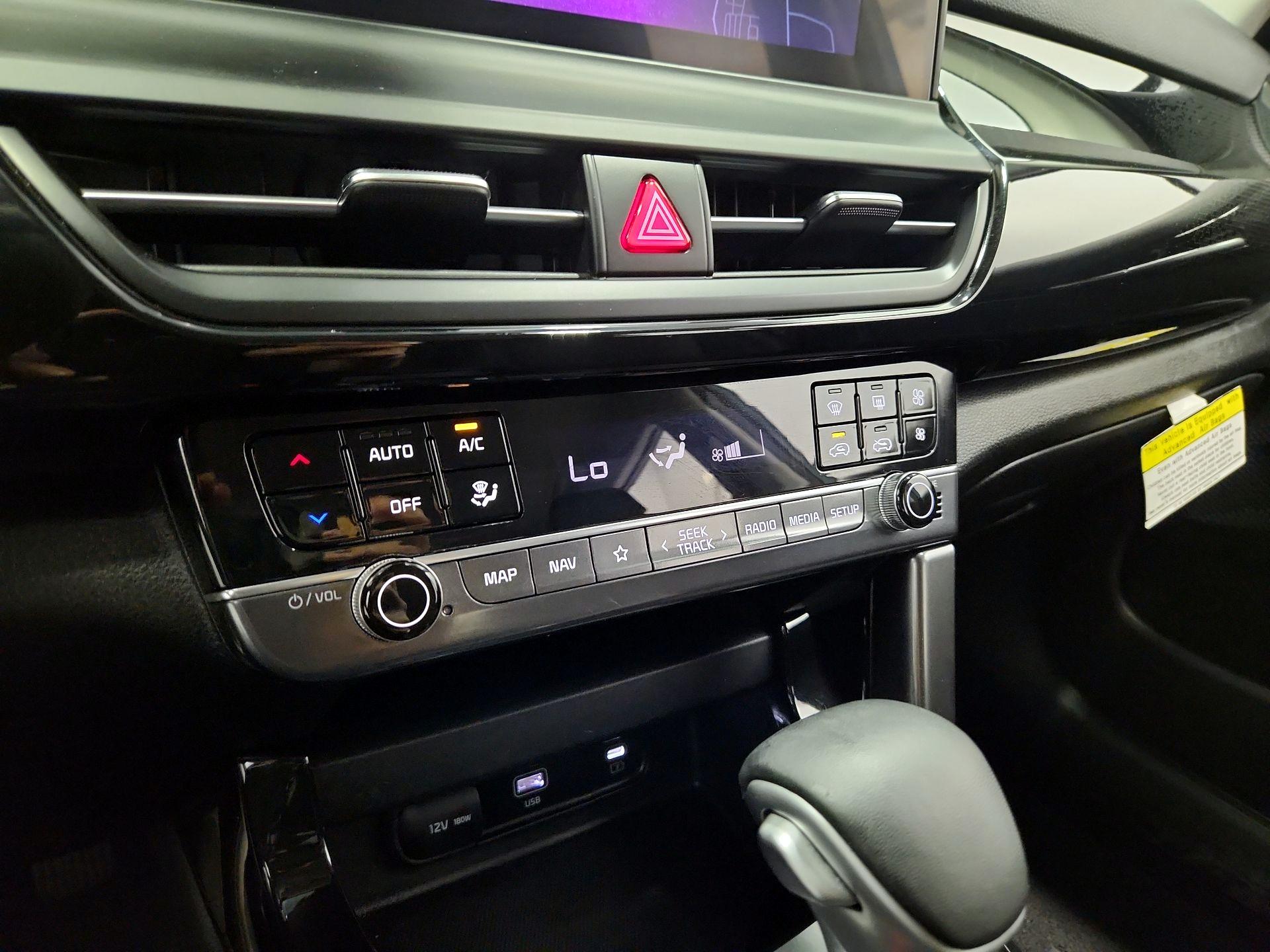 Thumbnail: 2025 Kia Seltos - 17