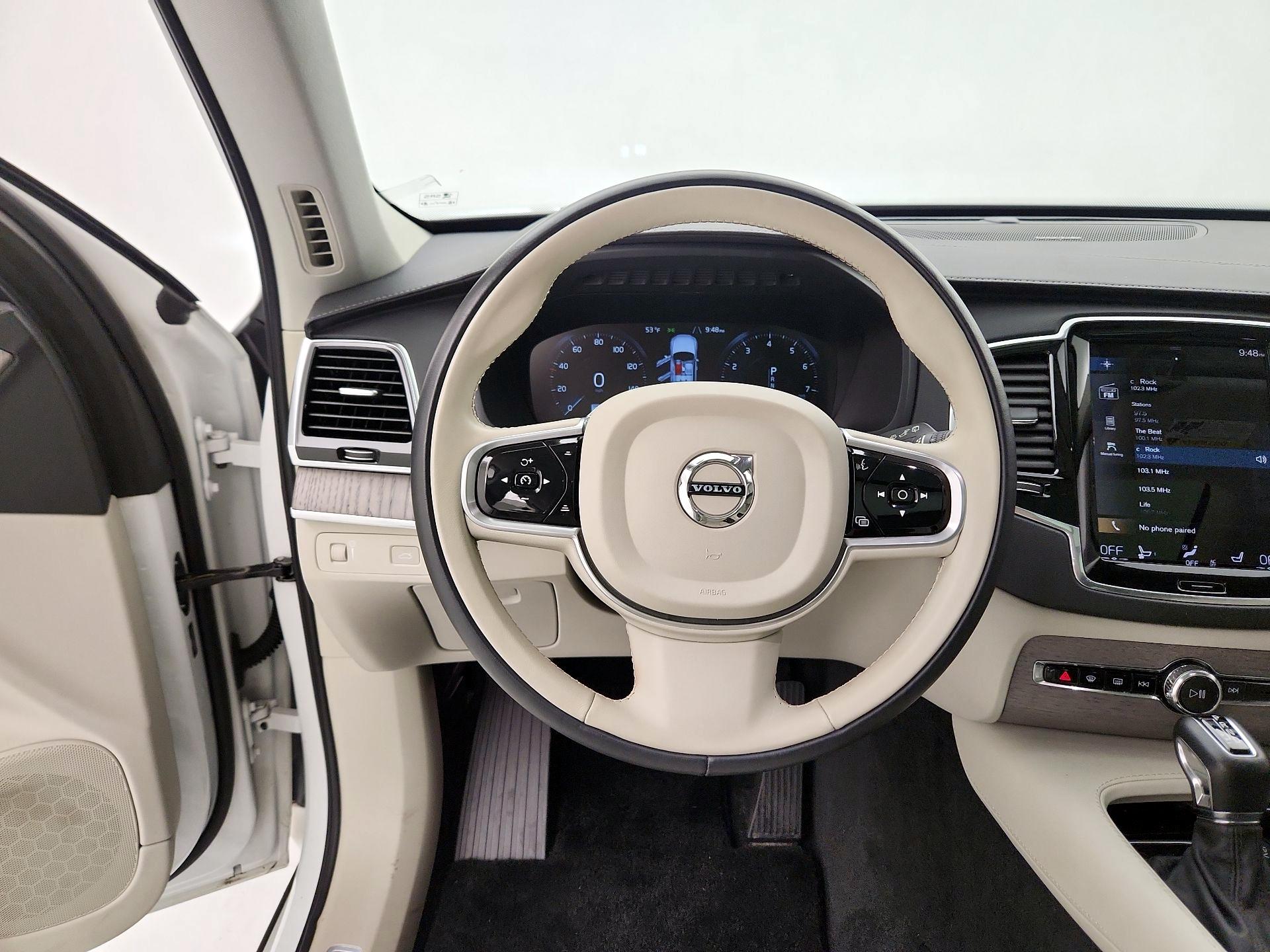 Thumbnail: 2022 Volvo XC90 - 10