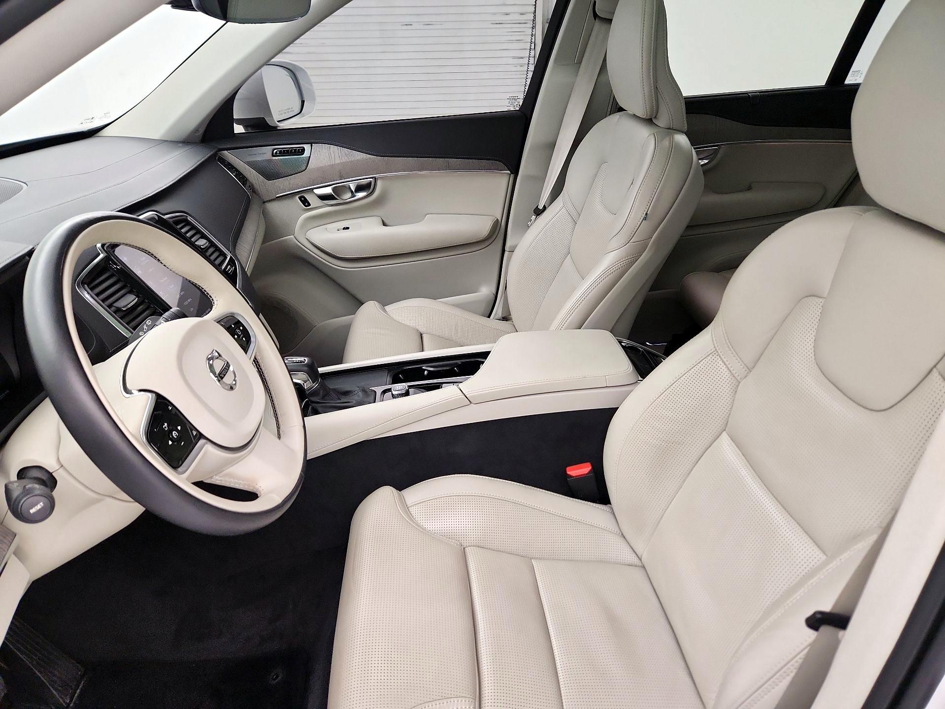 Thumbnail: 2022 Volvo XC90 - 11