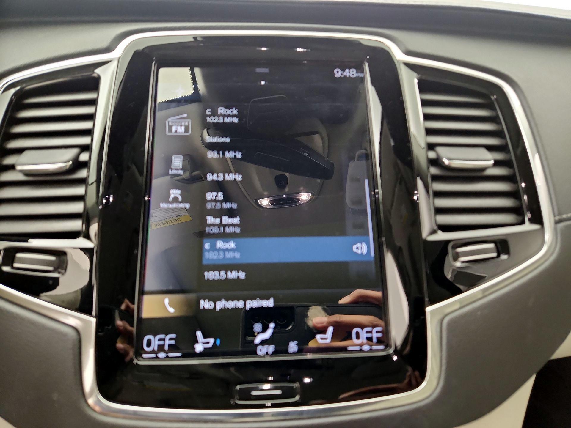 Thumbnail: 2022 Volvo XC90 - 15