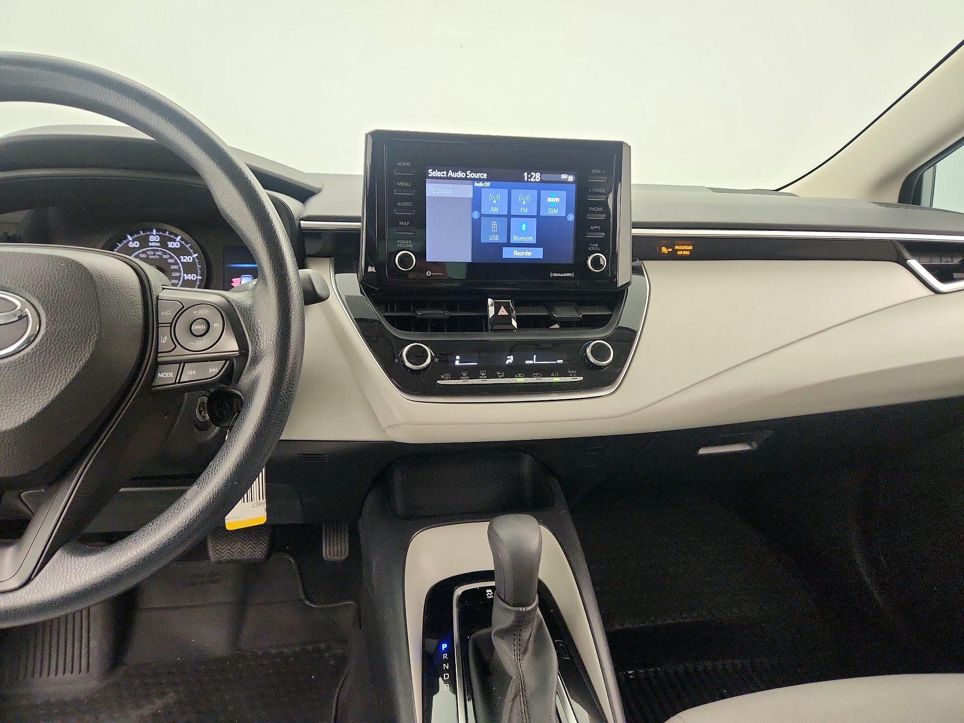 Thumbnail: 2022 Toyota Corolla - 9