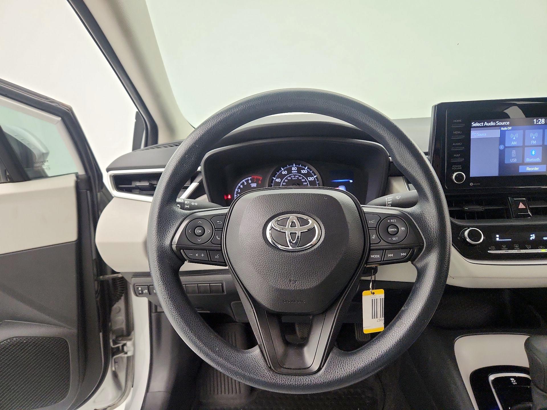 Thumbnail: 2022 Toyota Corolla - 10