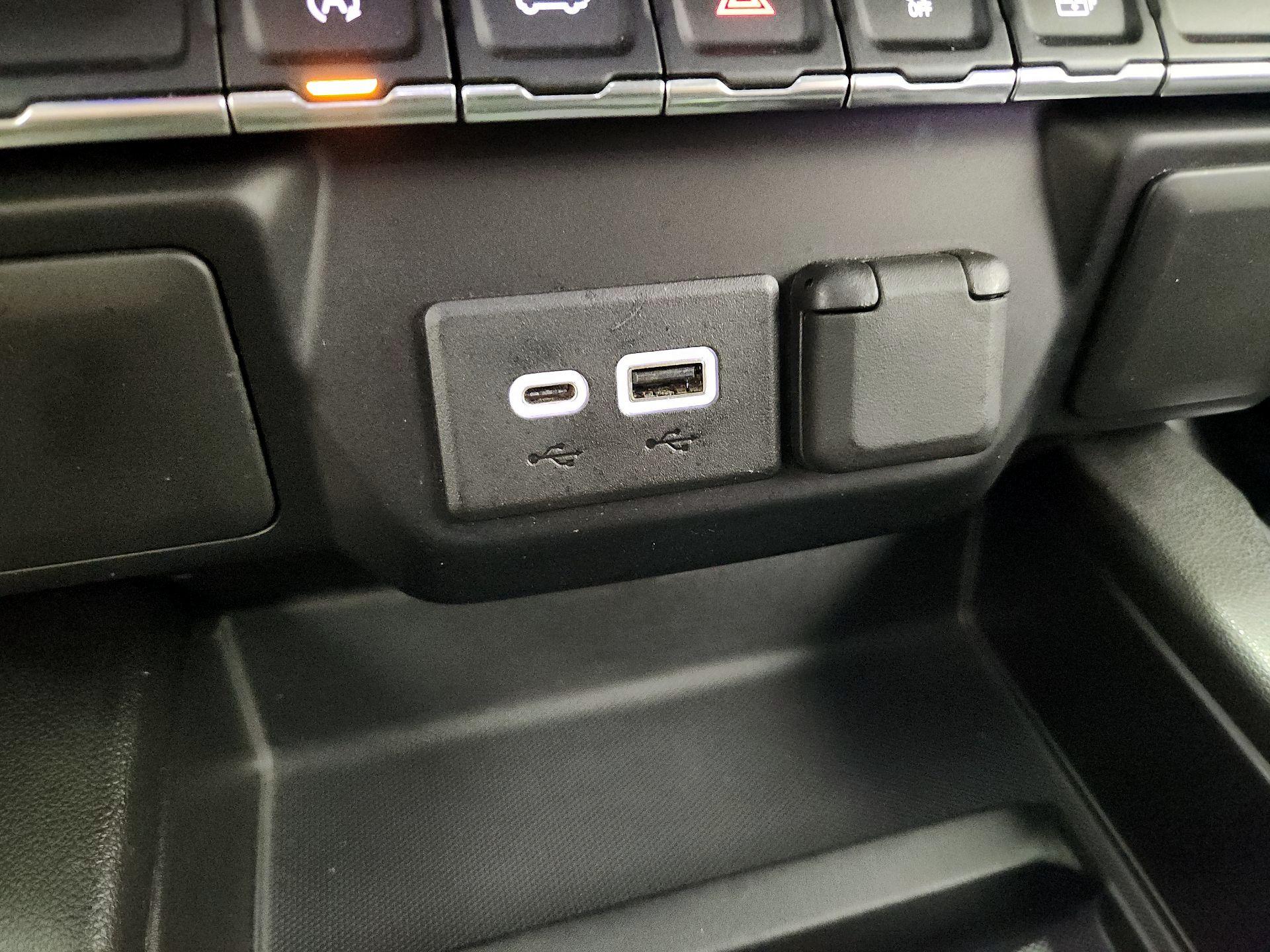 Thumbnail: 2020 GMC Sierra 1500 - 18