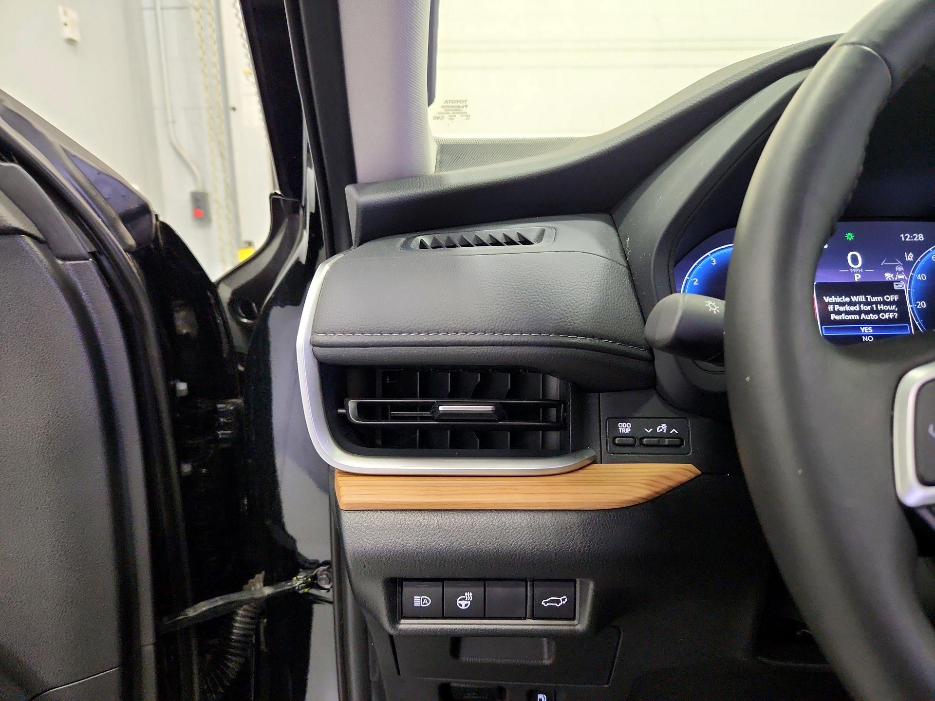 Thumbnail: 2025 Toyota Grand Highlander - 13