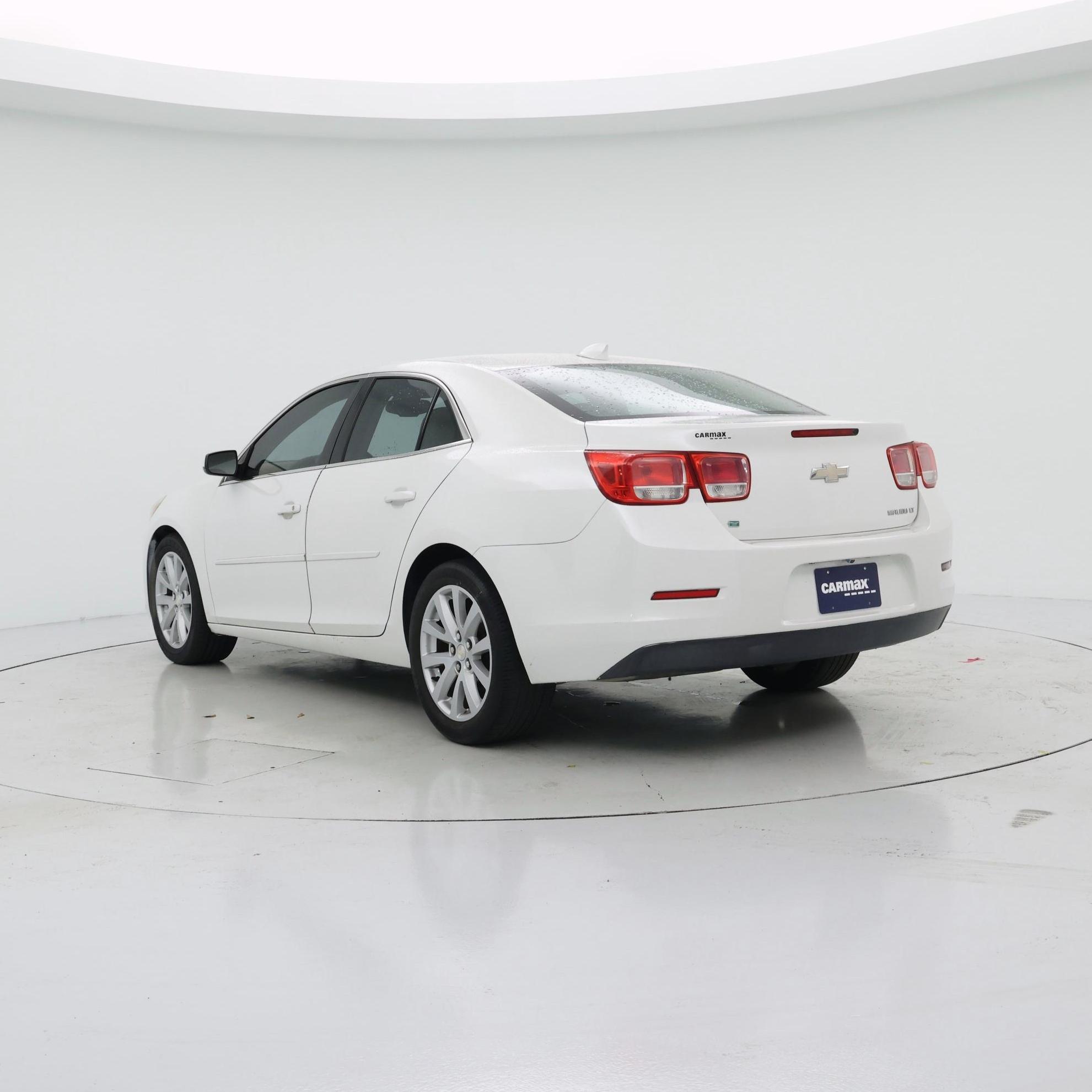 Thumbnail: 2015 Chevrolet Malibu - 2
