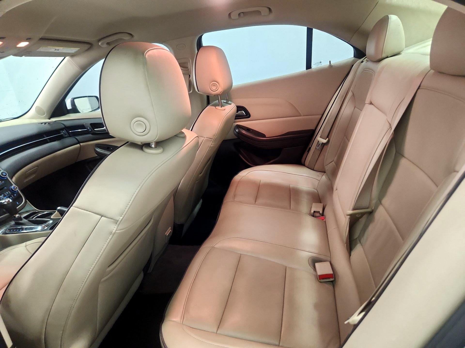Thumbnail: 2015 Chevrolet Malibu - 19