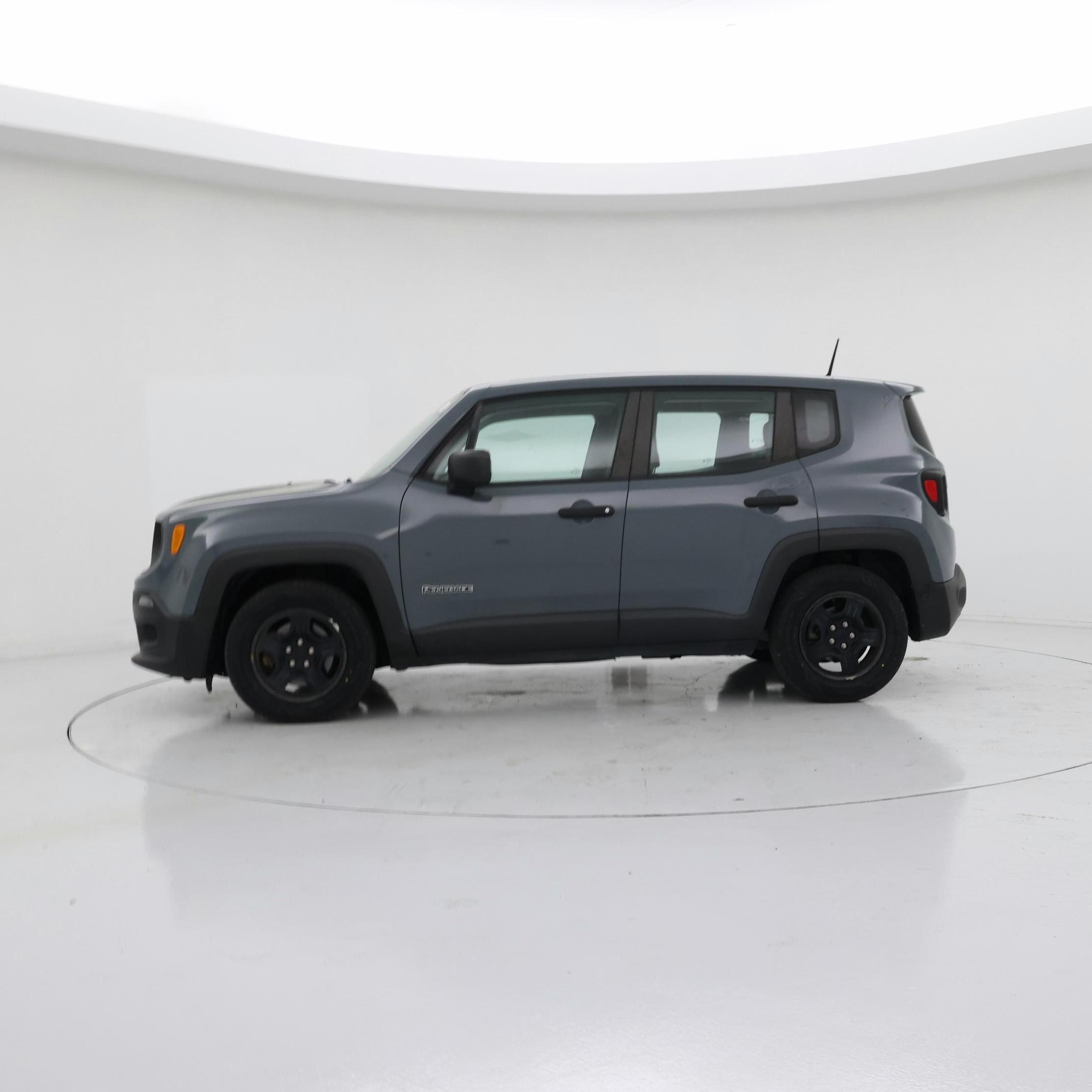 Thumbnail: 2017 Jeep Renegade - 3