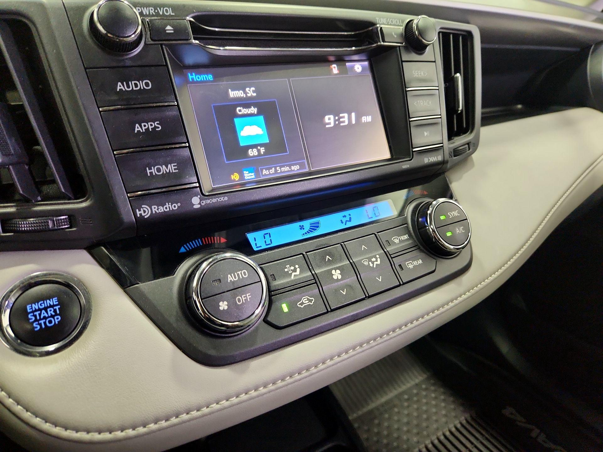 Thumbnail: 2018 Toyota RAV4 - 16