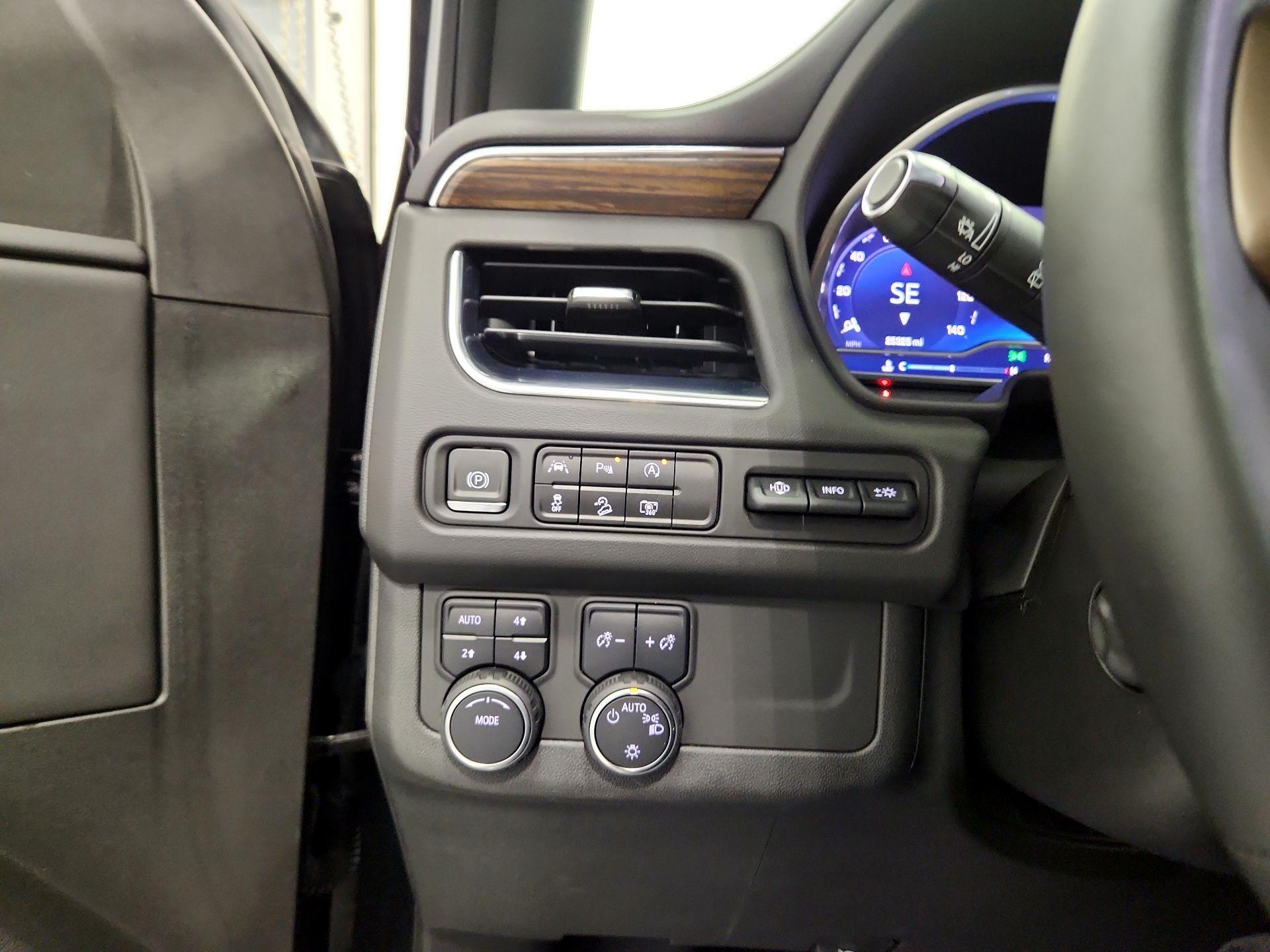 Thumbnail: 2023 Chevrolet Tahoe - 13