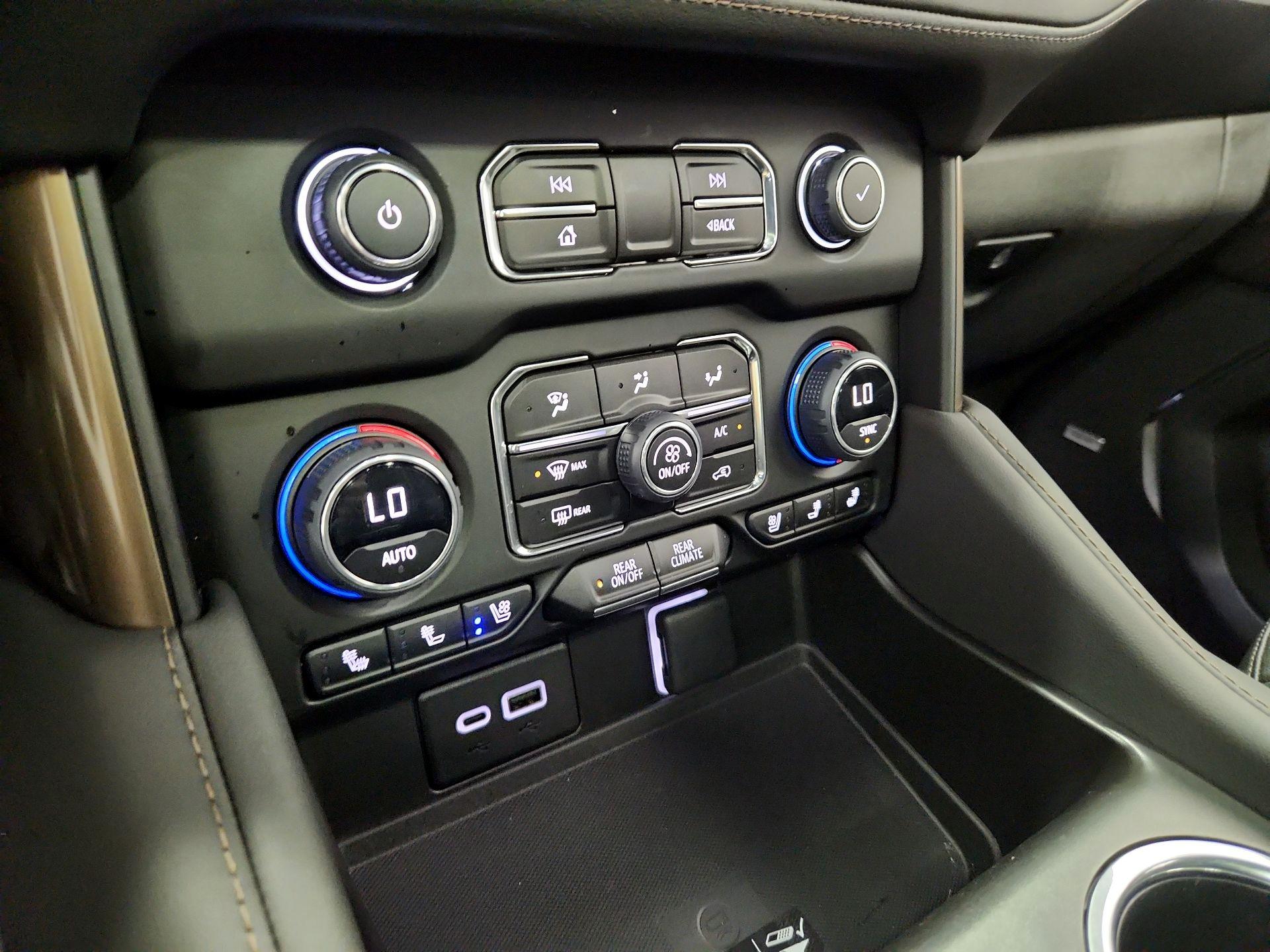 Thumbnail: 2023 Chevrolet Tahoe - 16