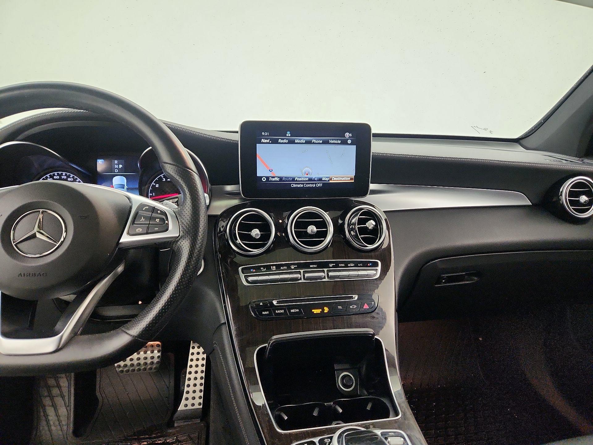 Thumbnail: 2019 Mercedes-Benz GLC - 9