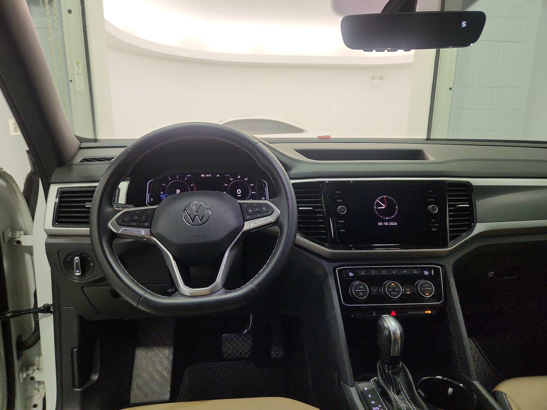 Thumbnail: 2022 Volkswagen Atlas - 10