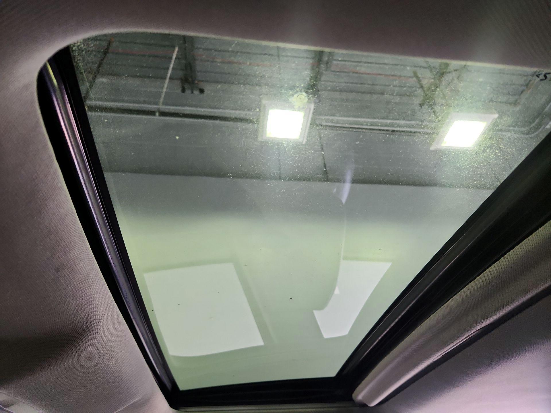 Thumbnail: 2017 Toyota Highlander - 19