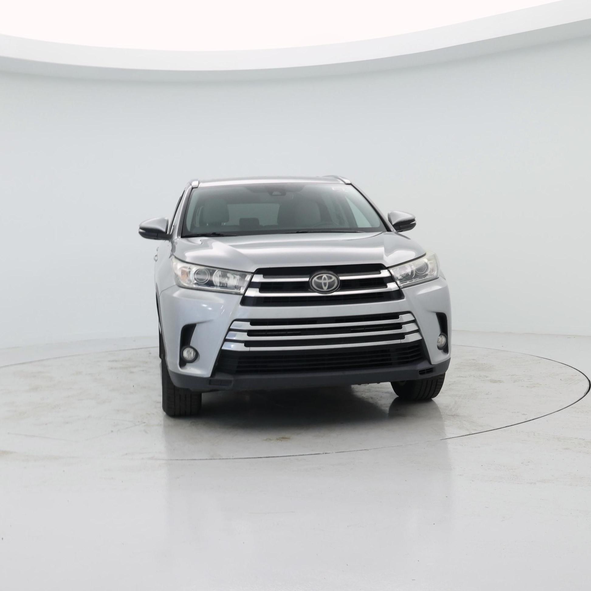 Thumbnail: 2017 Toyota Highlander - 5