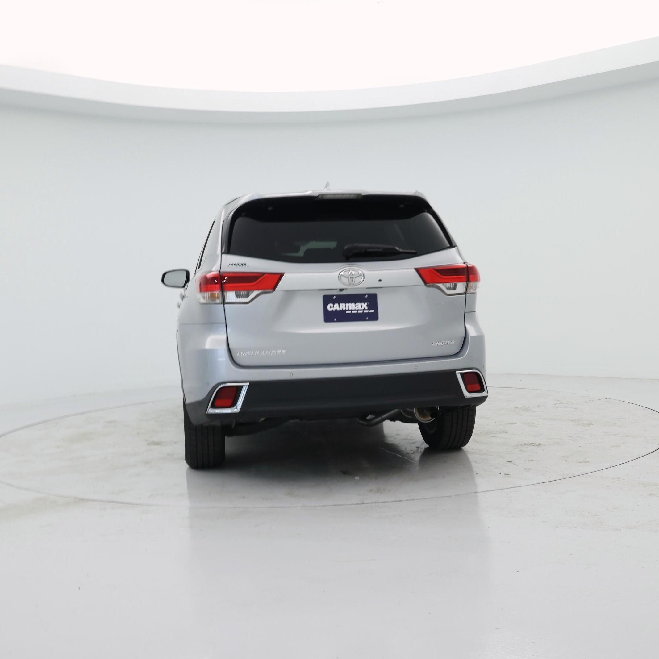 Thumbnail: 2017 Toyota Highlander - 6