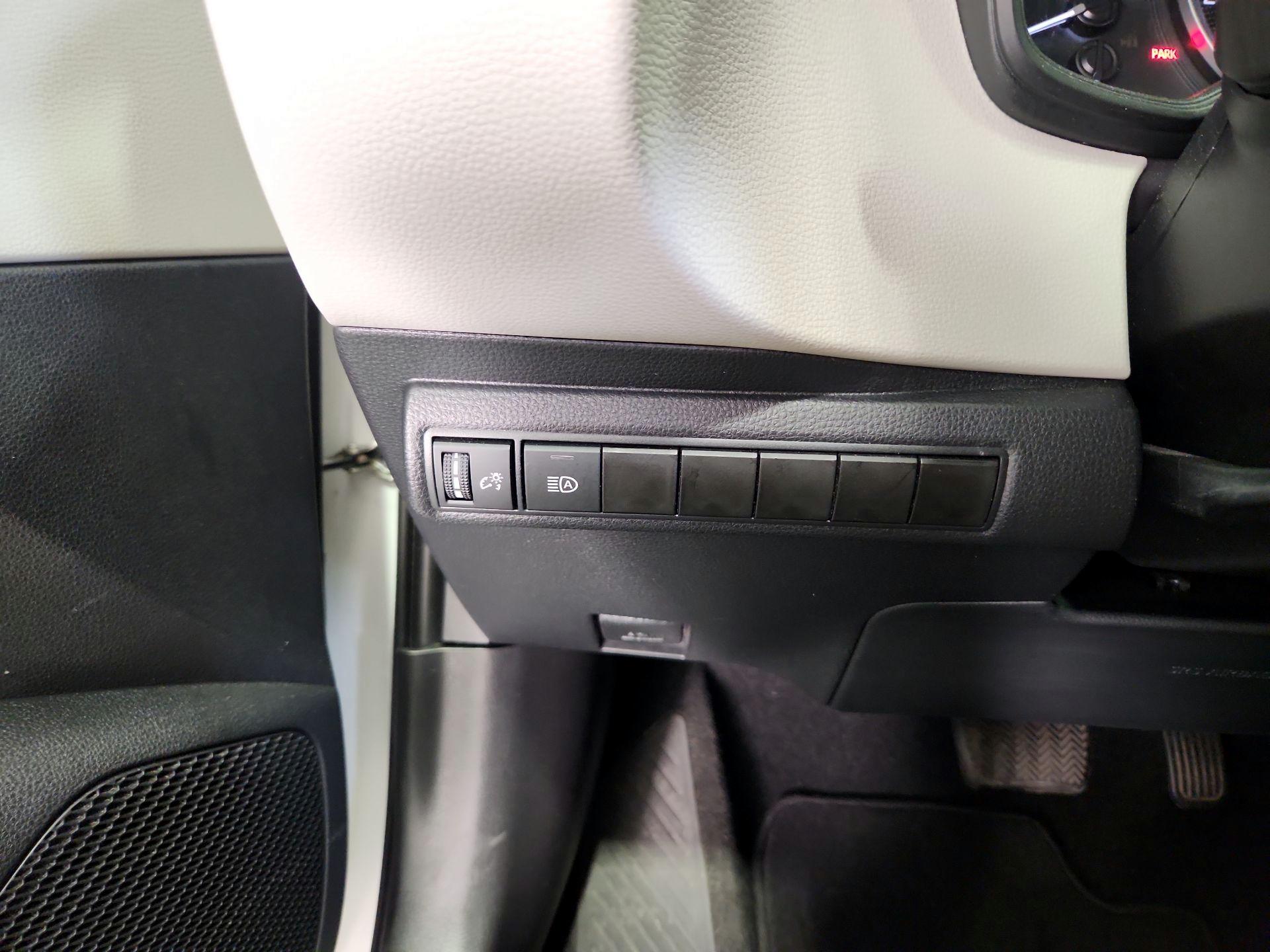 Thumbnail: 2021 Toyota Corolla - 13