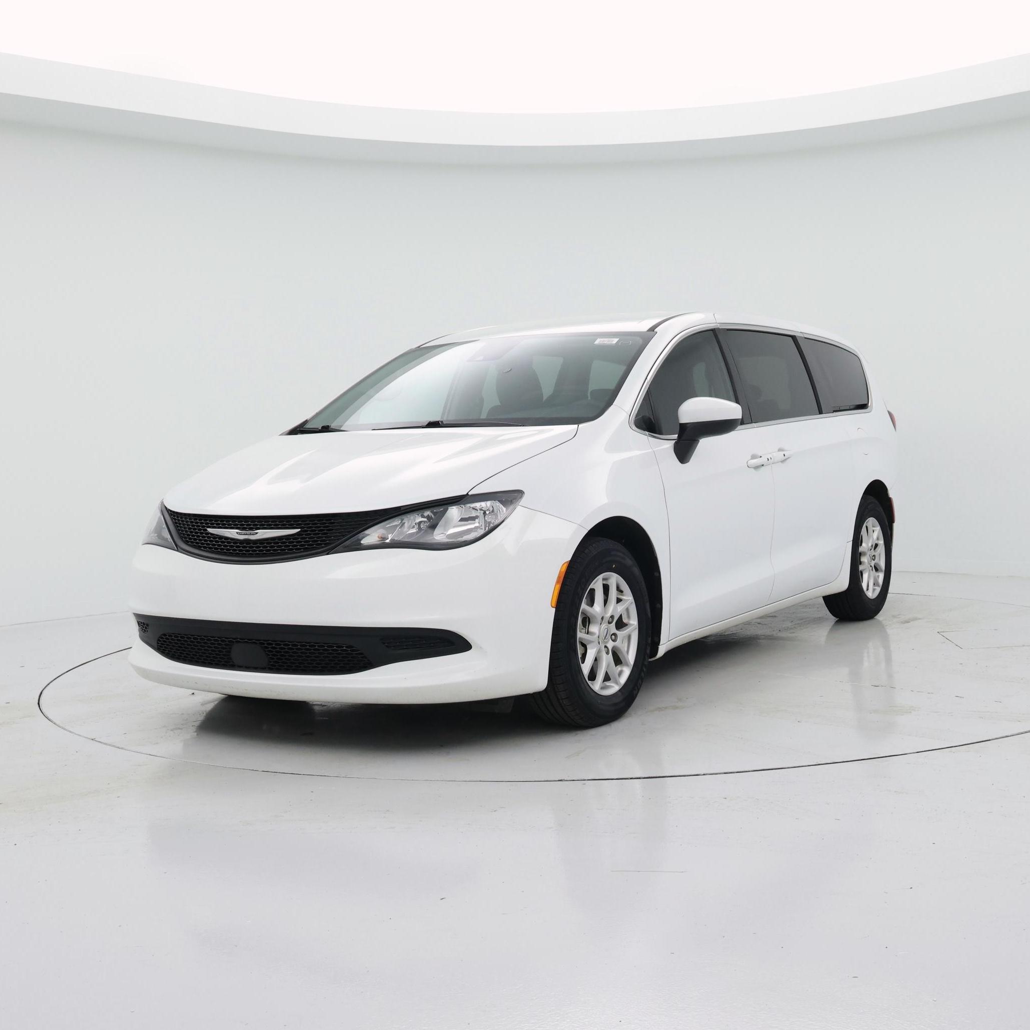 Thumbnail: 2023 Chrysler Voyager - 4