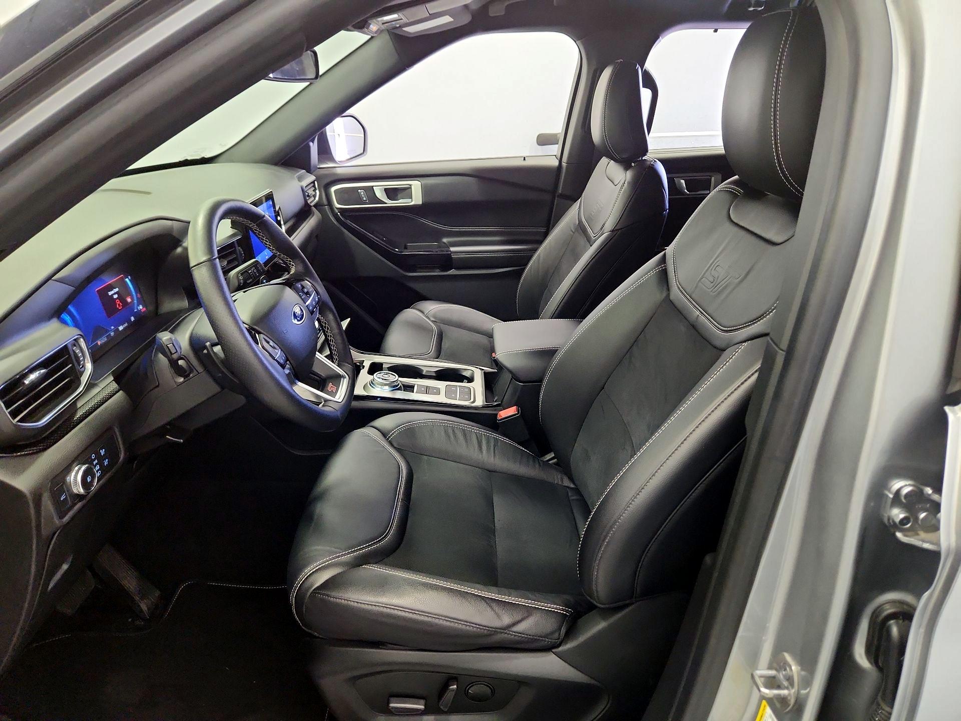 Thumbnail: 2022 Ford Explorer - 11