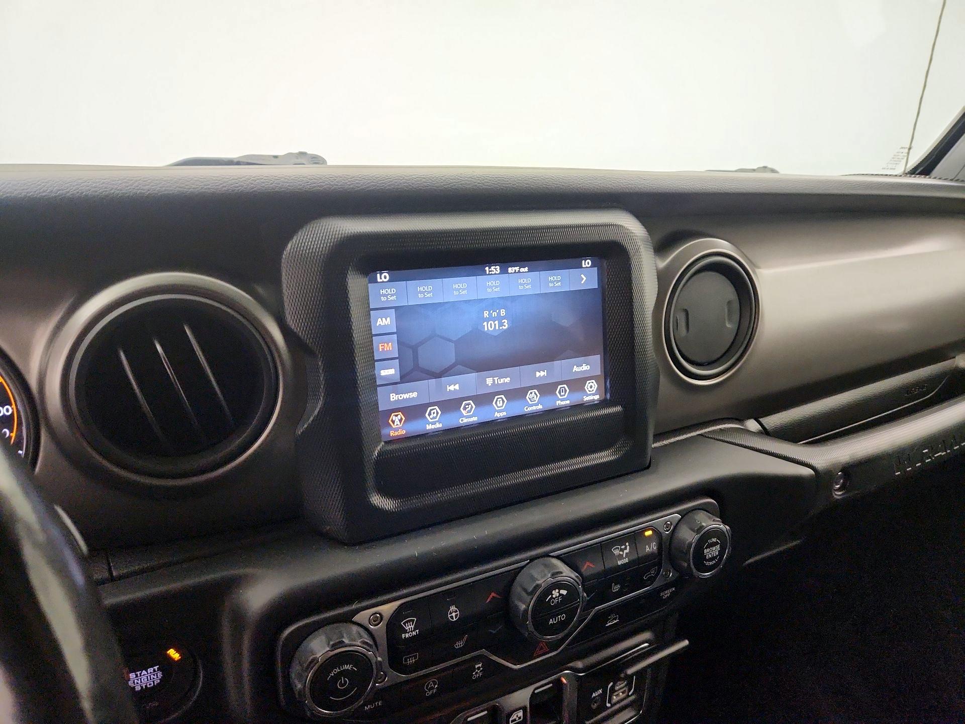 Thumbnail: 2021 Jeep Wrangler - 15